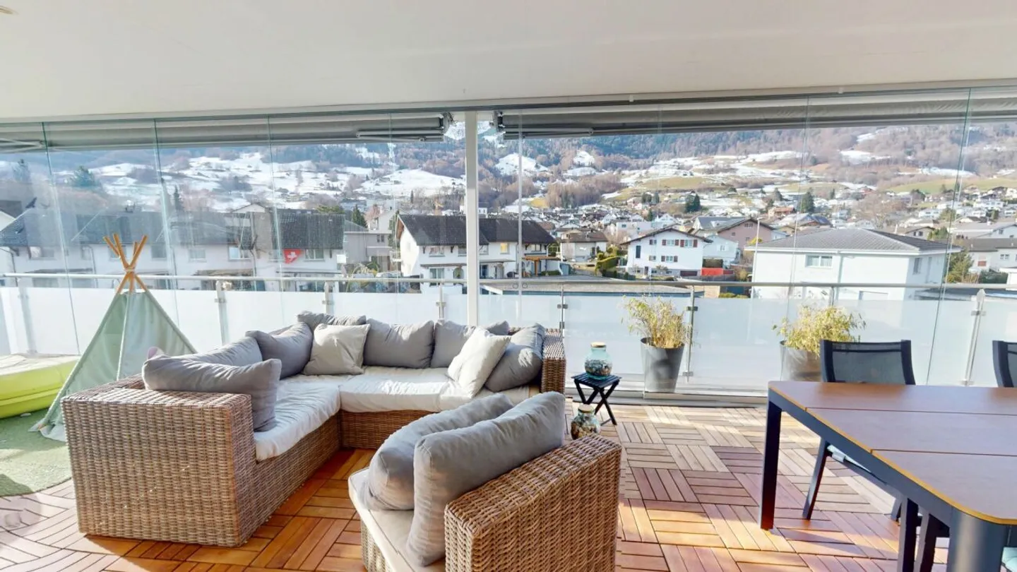 Appartement mansardé moderne de 4½ pièces dans un emplacement de choix - Photo 5 sur 13