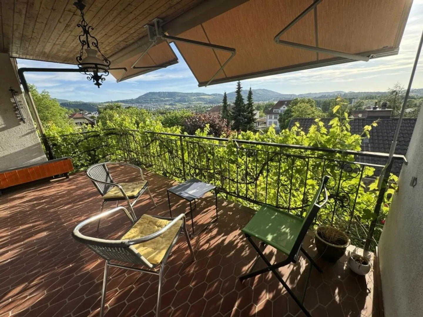 8-1/2-Zimmer Einfamilienhaus mit unverbaubarer SW-Aussicht - Nähe ÖV und Schulen in Dornach - Photo 8 sur 13