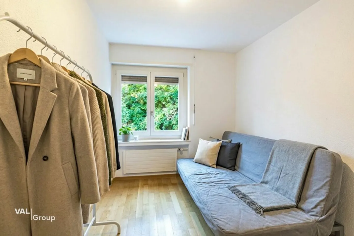 Affascinante esperienza abitativa nel cuore di Brig: Centrale, tranquilla e soleggiata - Foto 7 di 11