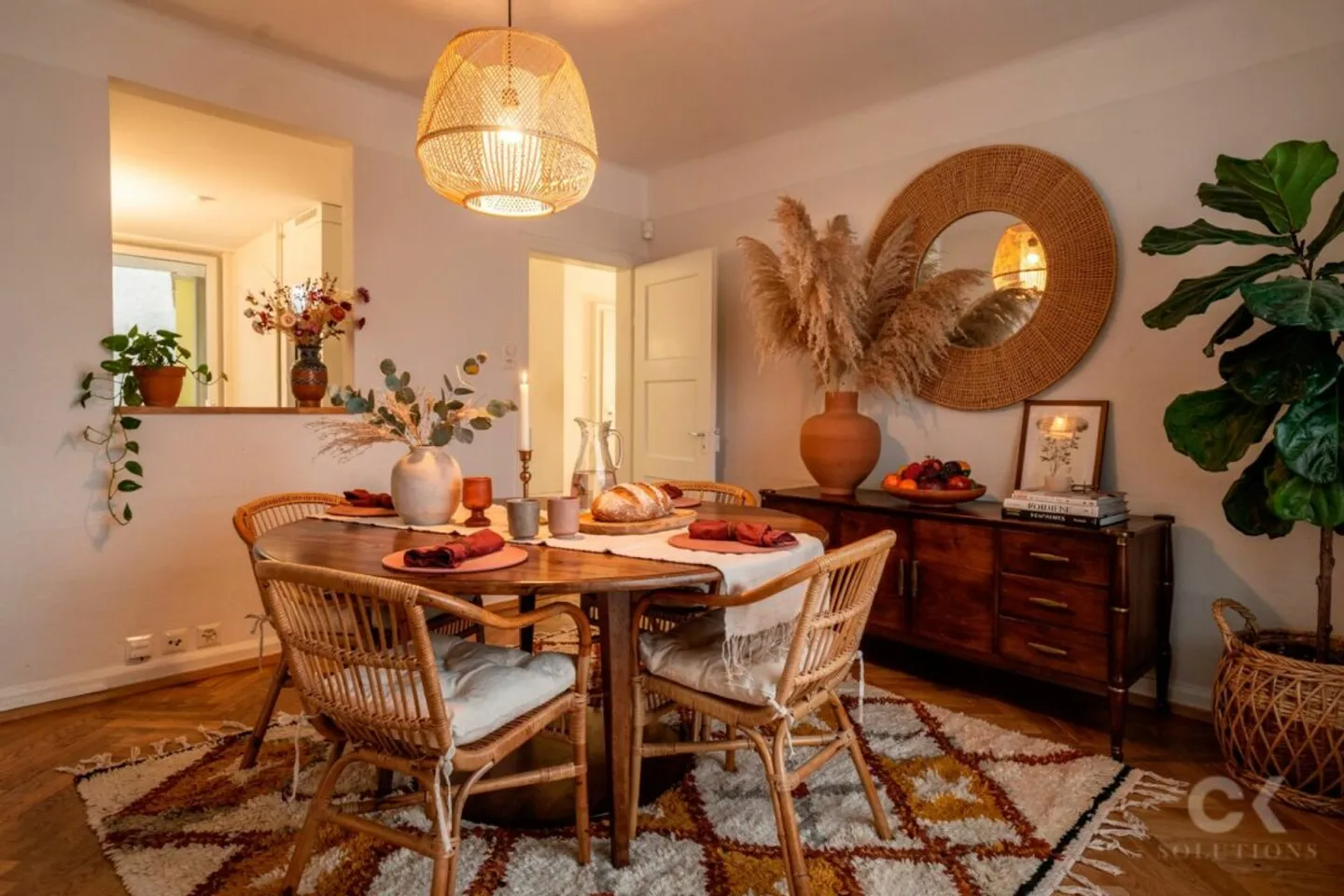 3-Room Gem with Investment Potential - Photo 4 of 12