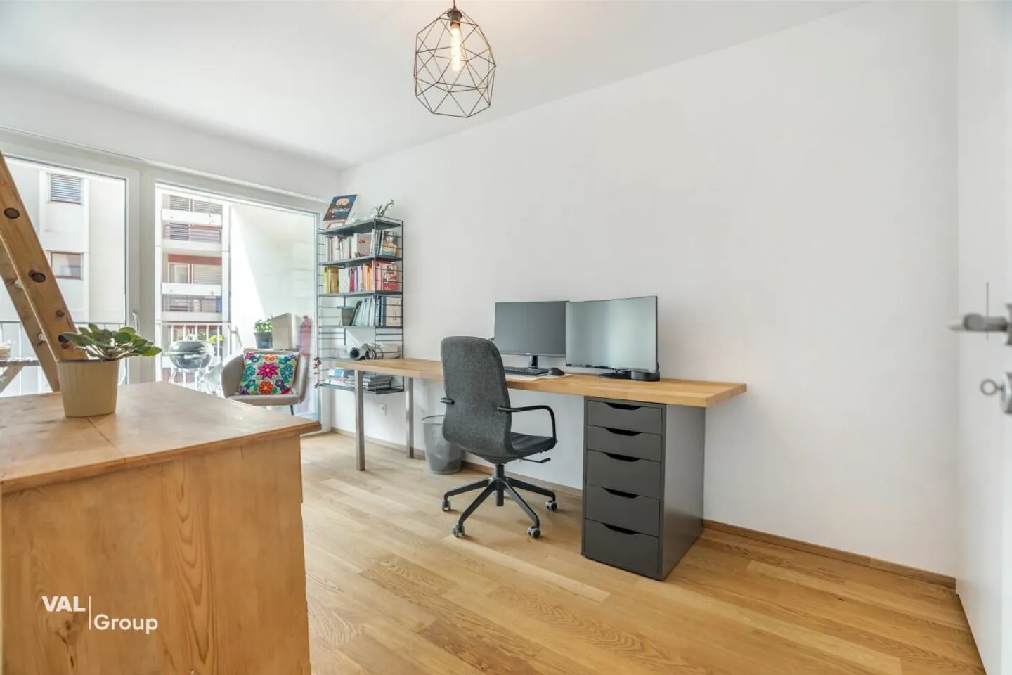 Modernes Apartment im Zentrum von Brig - Foto 11 von 13