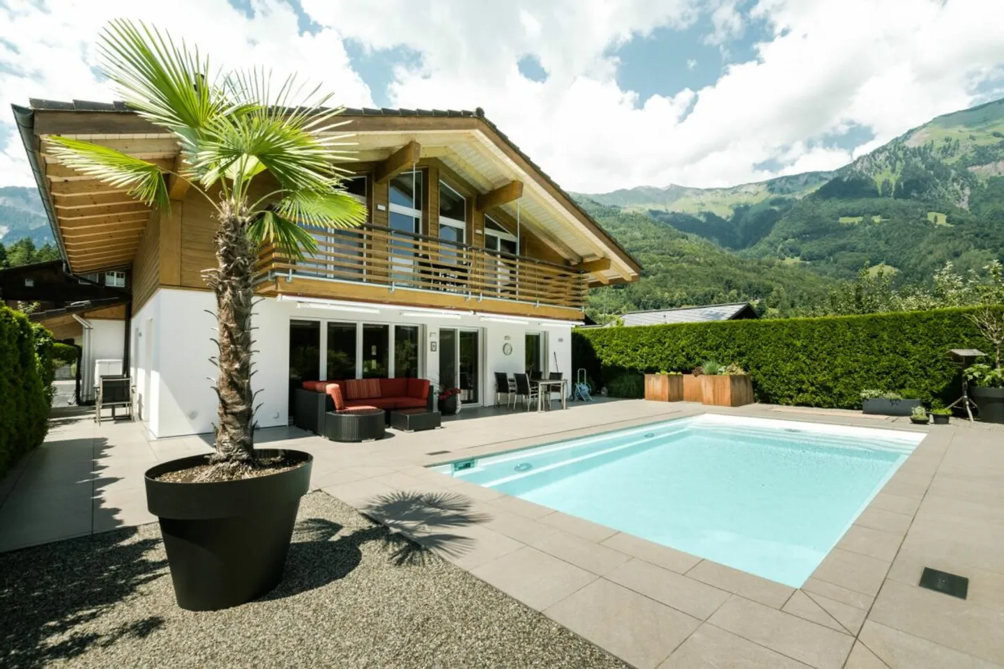 Exclusive single-family house with pool in Hofstetten - Photo 1 of 13