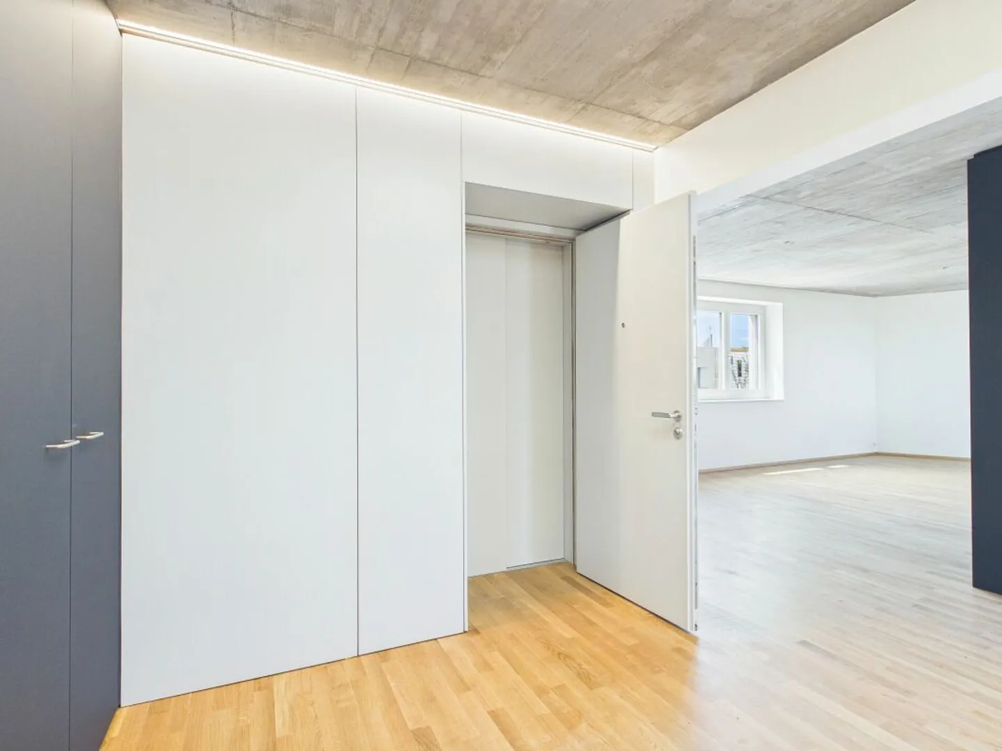 Modernes Apartment in Basel - Foto 2 von 13