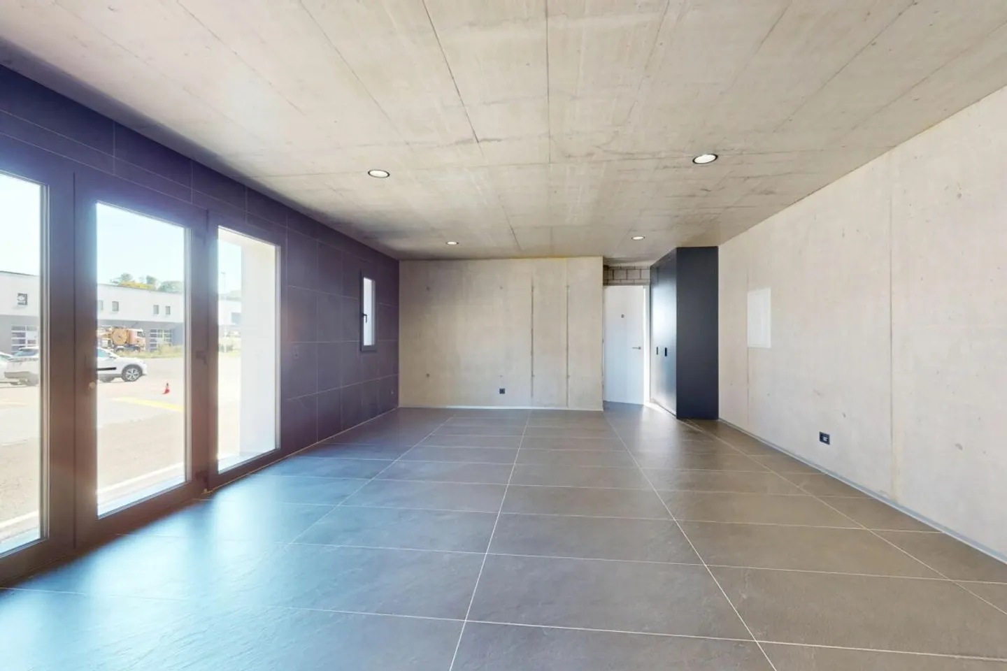 Spazio commerciale / Proprietà di investimento - Foto 1 di 7