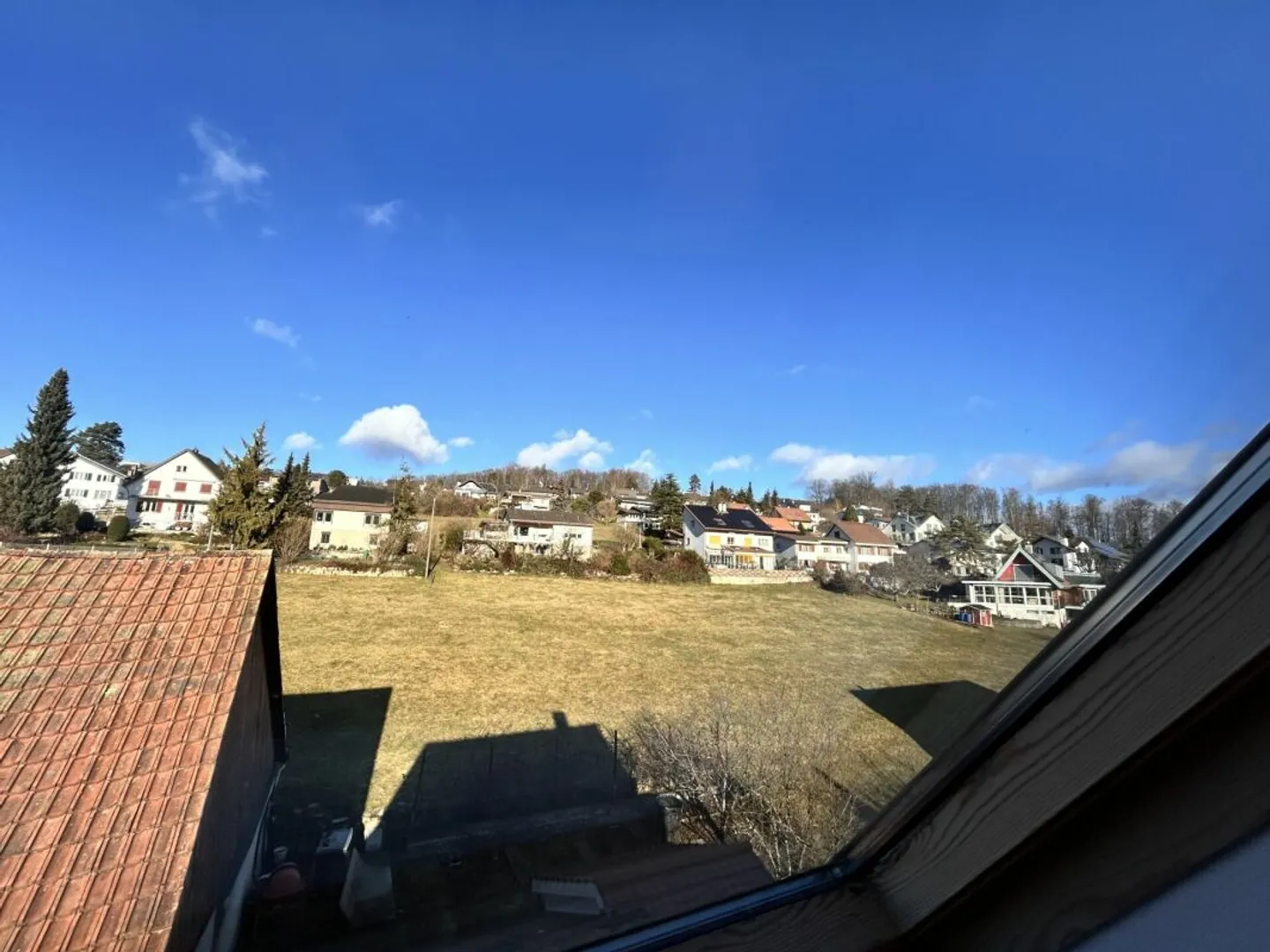Renoviertes Einfamilienhaus mit Garten - Foto 1 von 11
