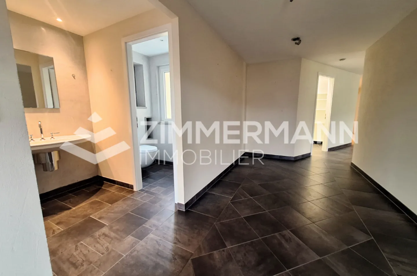 Magnificent 4.5 rooms in Bremblens - Photo 6 of 13