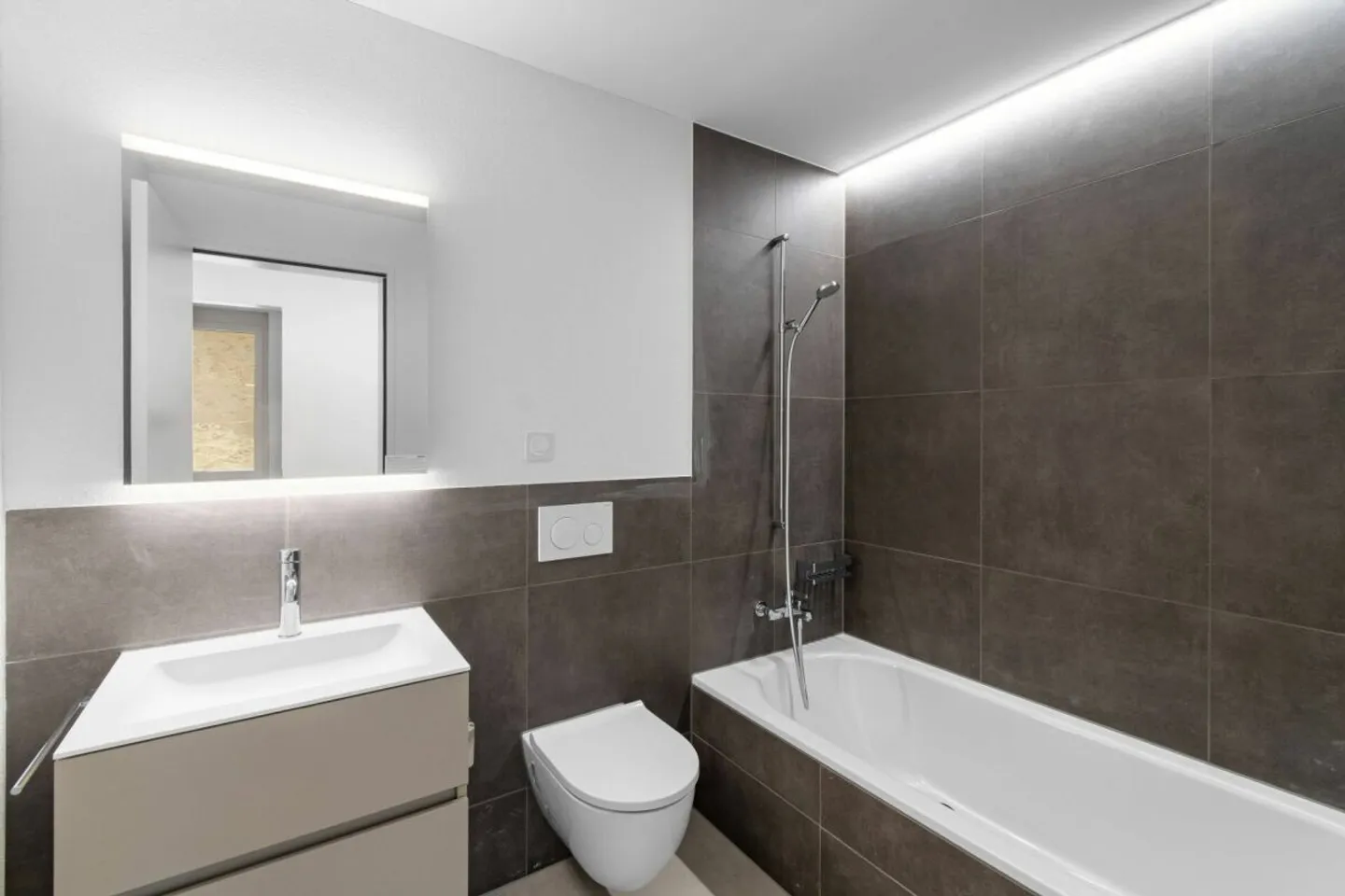 TILIA | Vivre avec vue sur le lac à 180° - Appartement de 3,5 pièces avec 111 m2 NWF - Prêt à emménager à partir du 5 octobre 2026 - Photo 10 sur 12