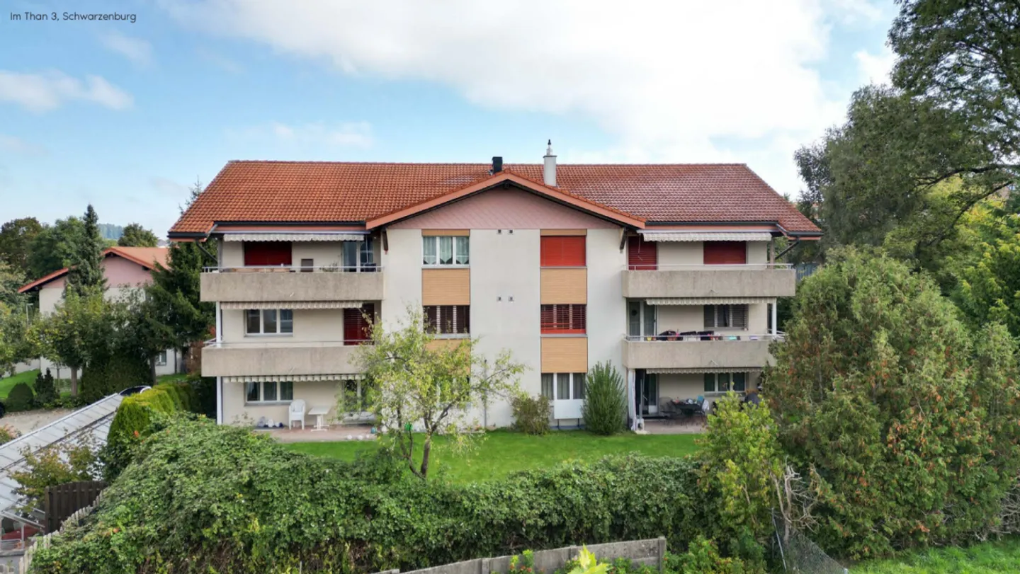 Appartement lumineux de 4.5 pièces avec grand balcon - Photo 1 sur 13