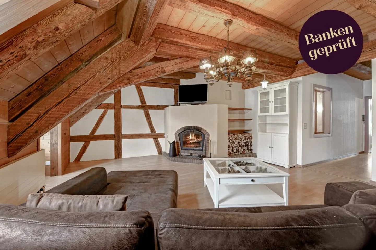 Historical dream home over four floors in the heart of the old town of Stein am Rhein - Photo 1 of 13