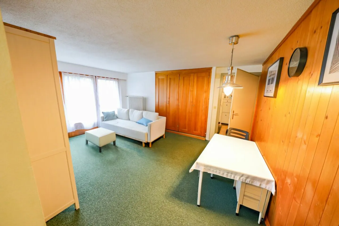 Chalet rustico con due unità abitative e garage in un ambiente idilliaco - Foto 11 di 12