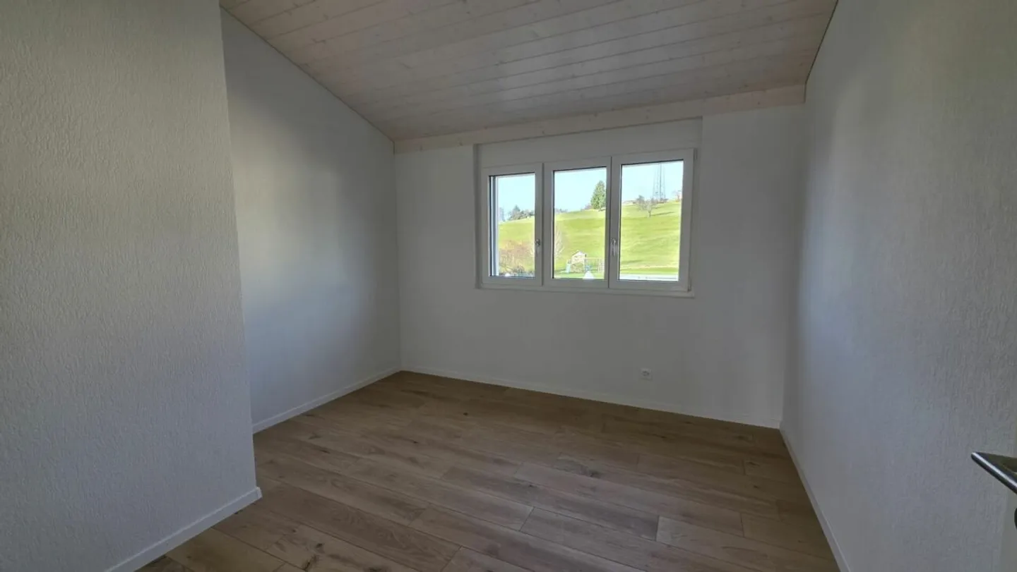 NUOVO! TRANQUILLO, MODERNO, CON VISTA - Foto 11 di 13