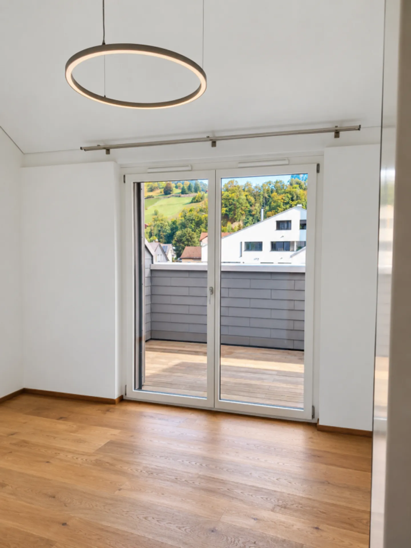 Moderne Wohnung mit Galerie - Foto 5 von 9