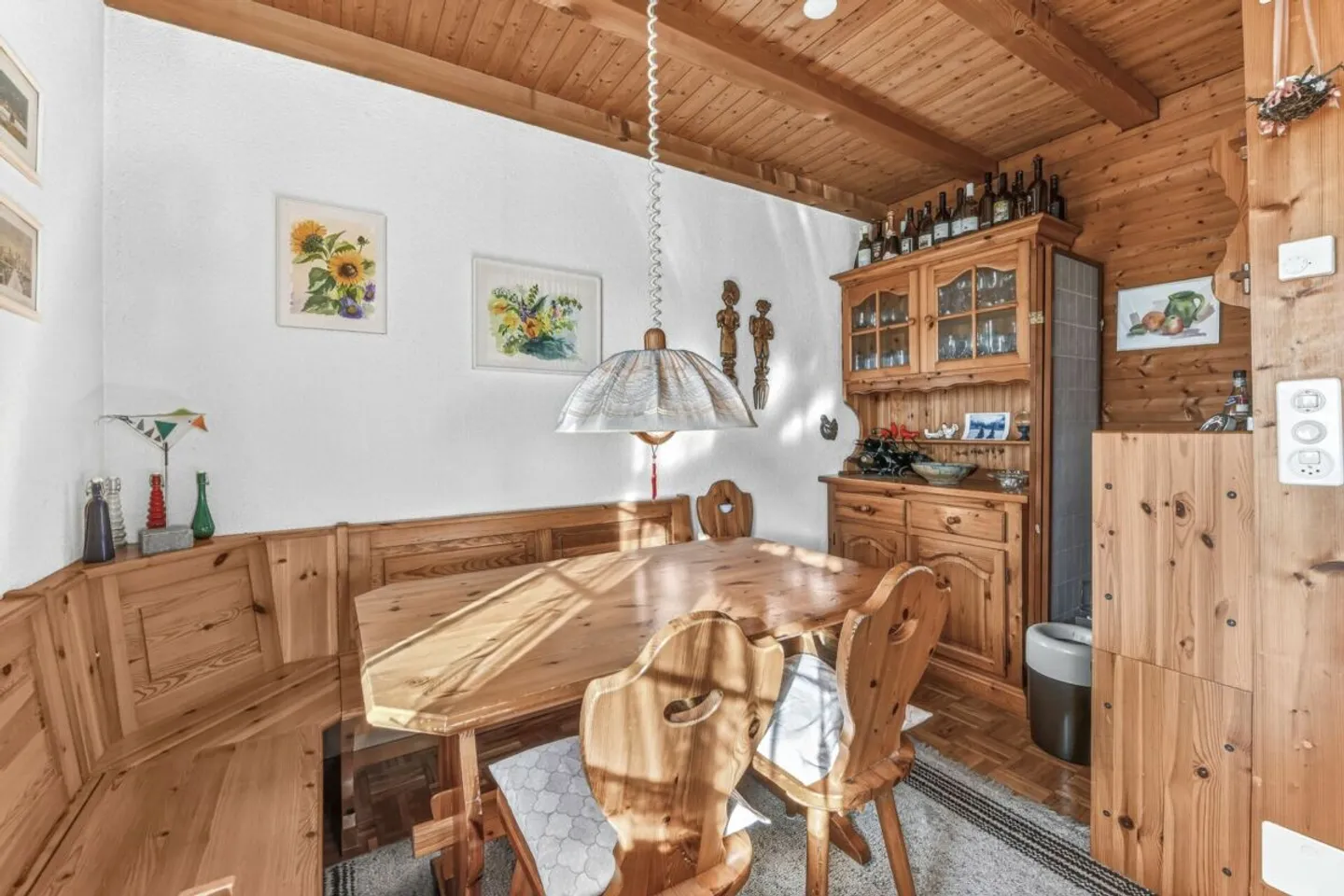 Your cozy home with charm, tranquility and plenty of space for new living ideas - Photo 11 of 13