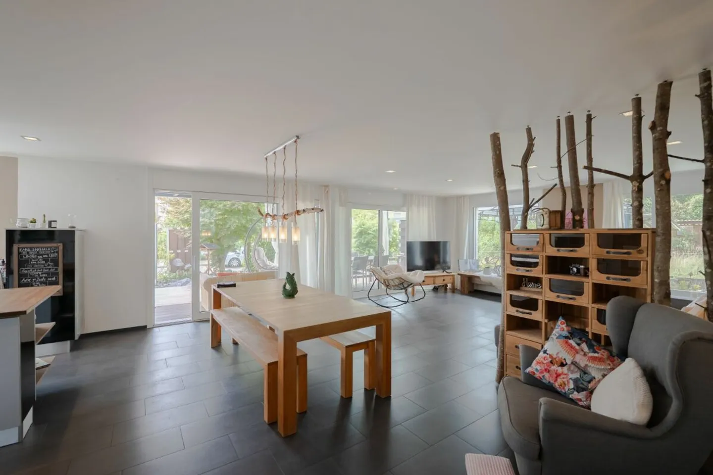Spacious Family Home in Wiesendangen - Photo 8 of 13