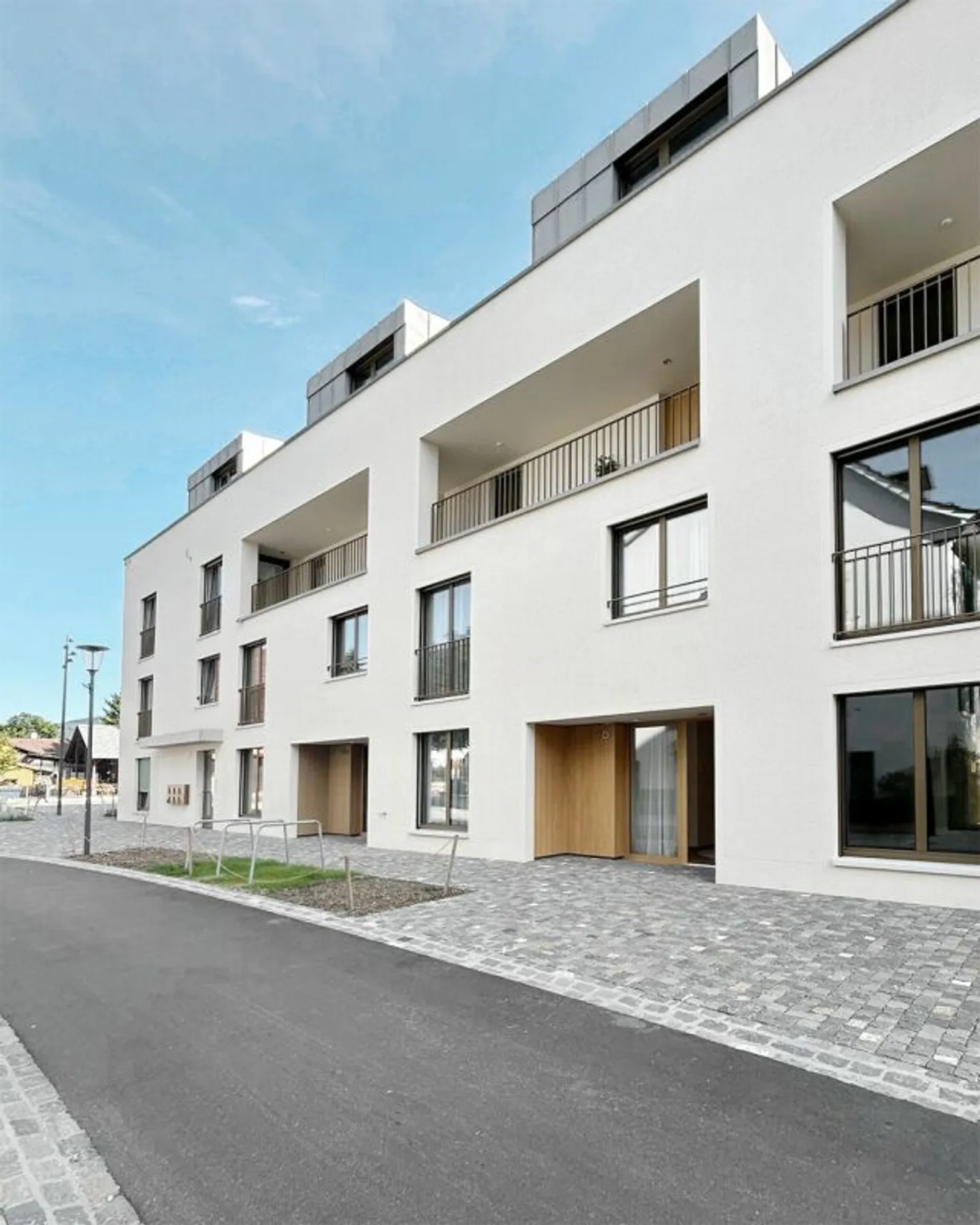 Maisonette de 4,5 pièces avec une sensation de maison et un jardin charmant - Photo 12 sur 13