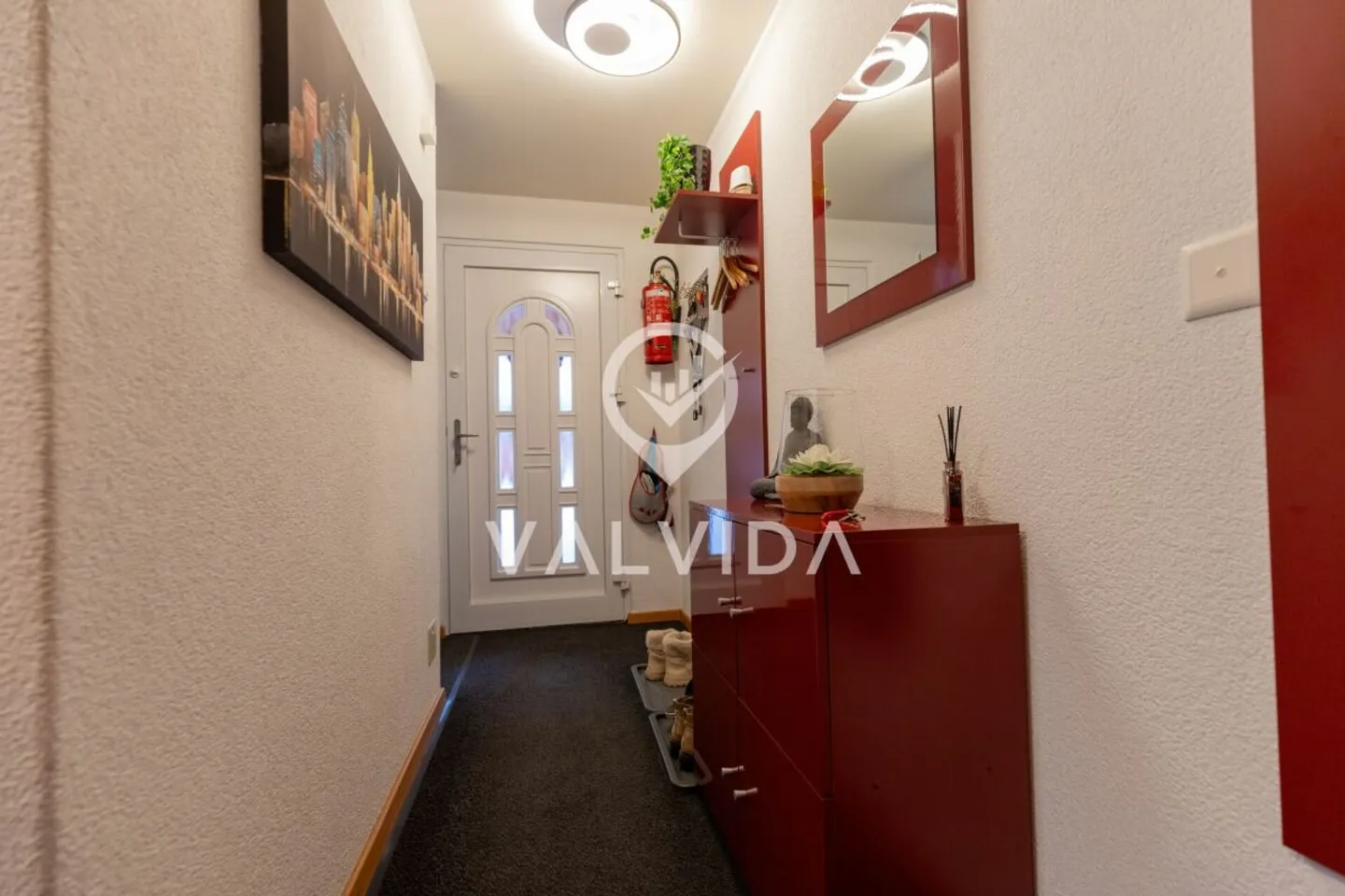 Your Retreat Near Zermatt - Charming Single-Family Home in Täsch - Photo 3 of 13