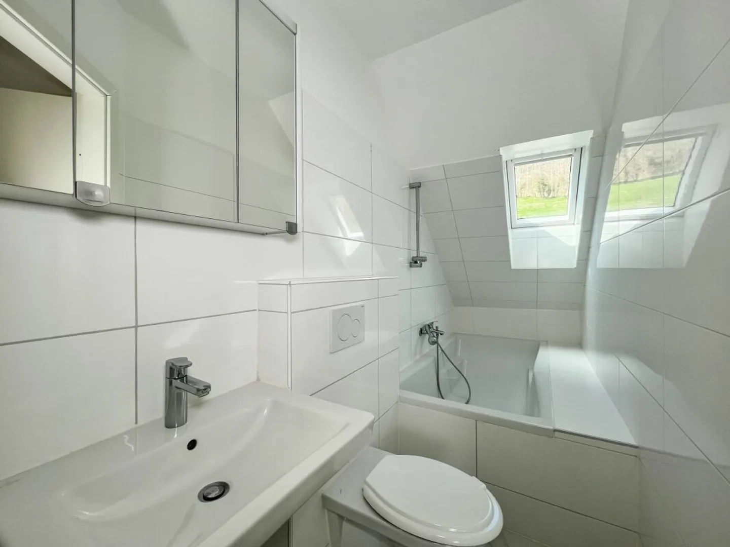 Charmant duplex de 4 pièces entièrement rénové pour du rendement - Foto 11 von 13