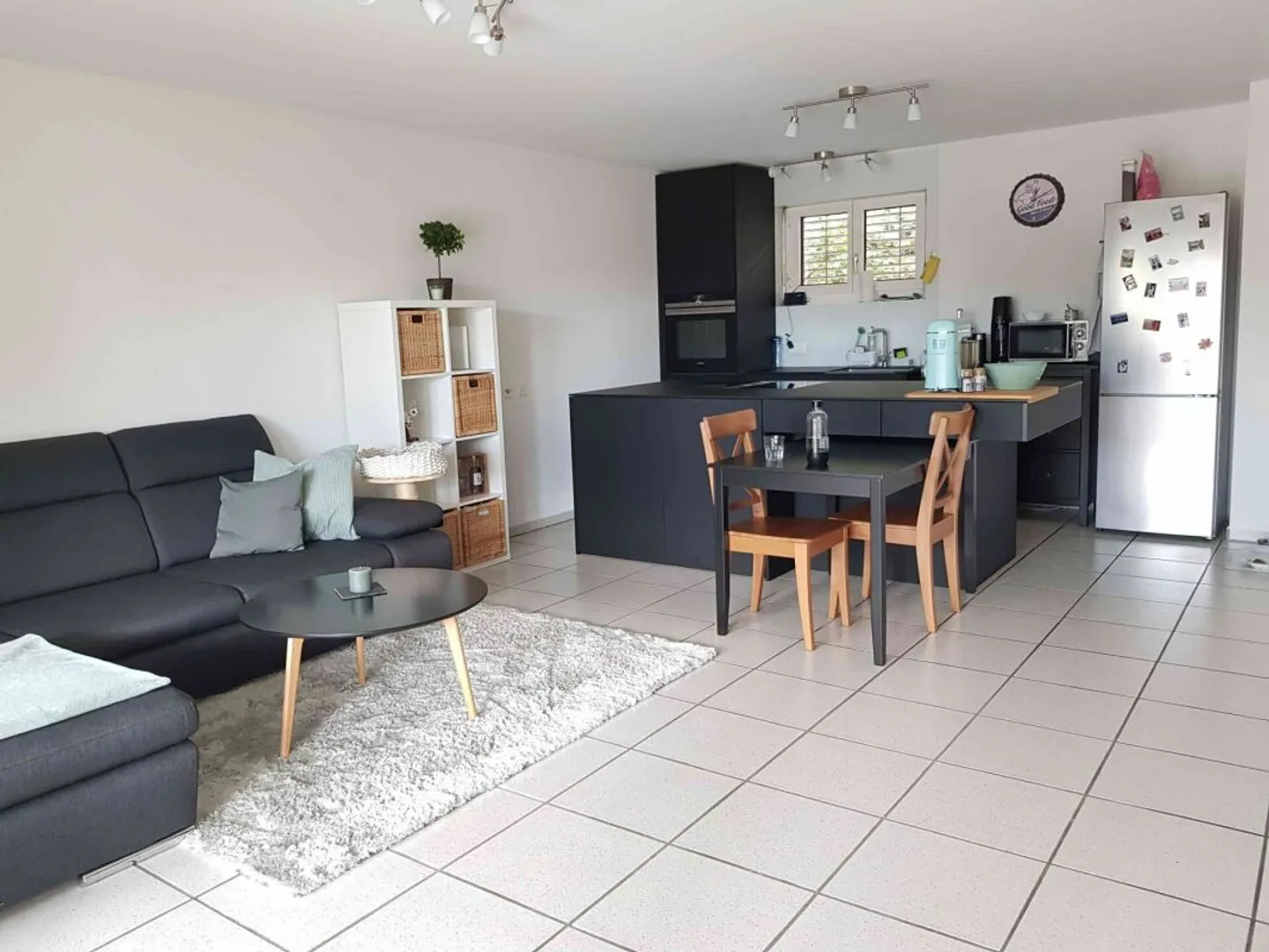 Modernes 3-Zimmer-Apartment mit Garten - Foto 3 von 8