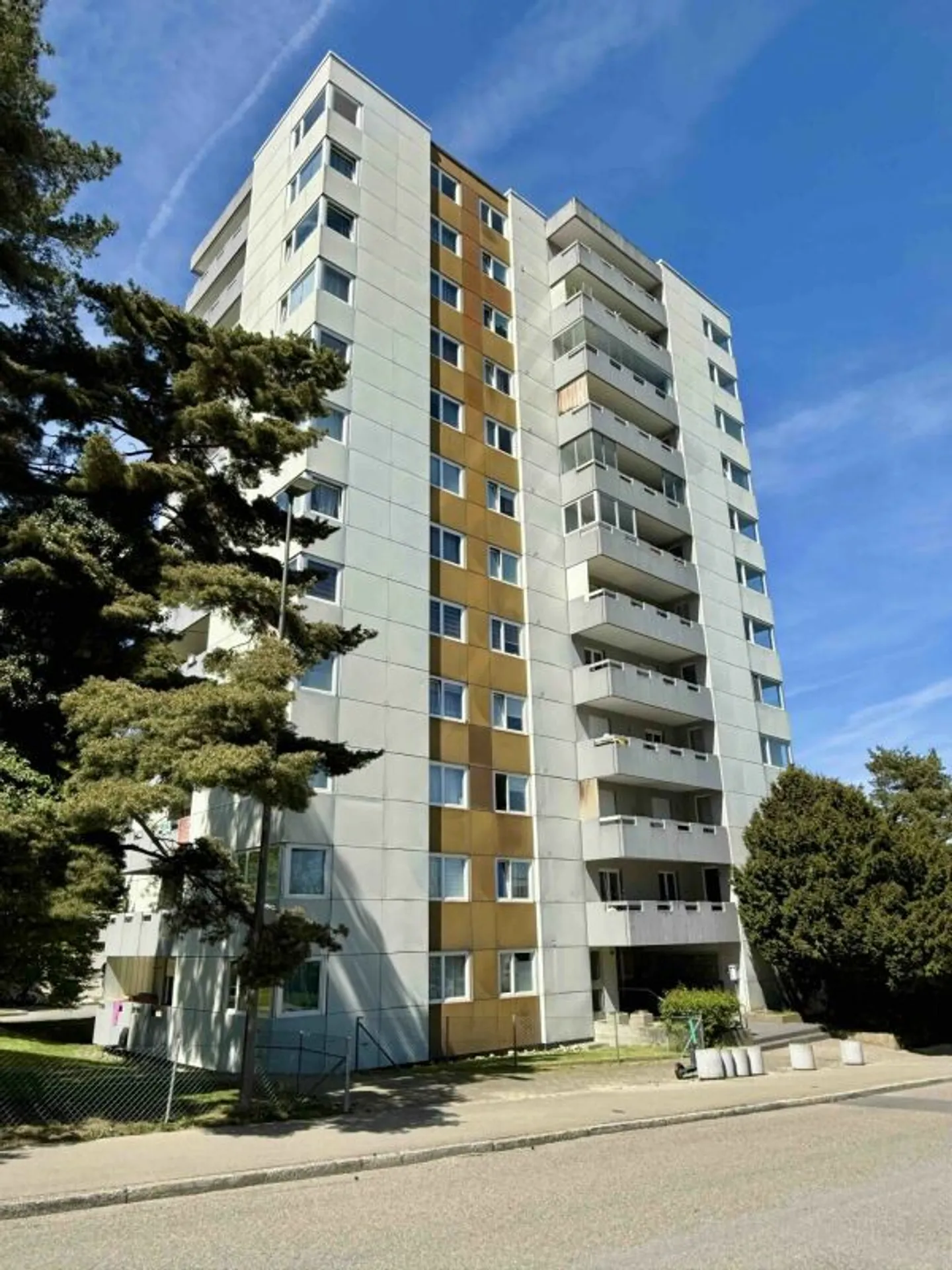 Appartement en attique de 3,5 pièces - Photo 1 sur 13