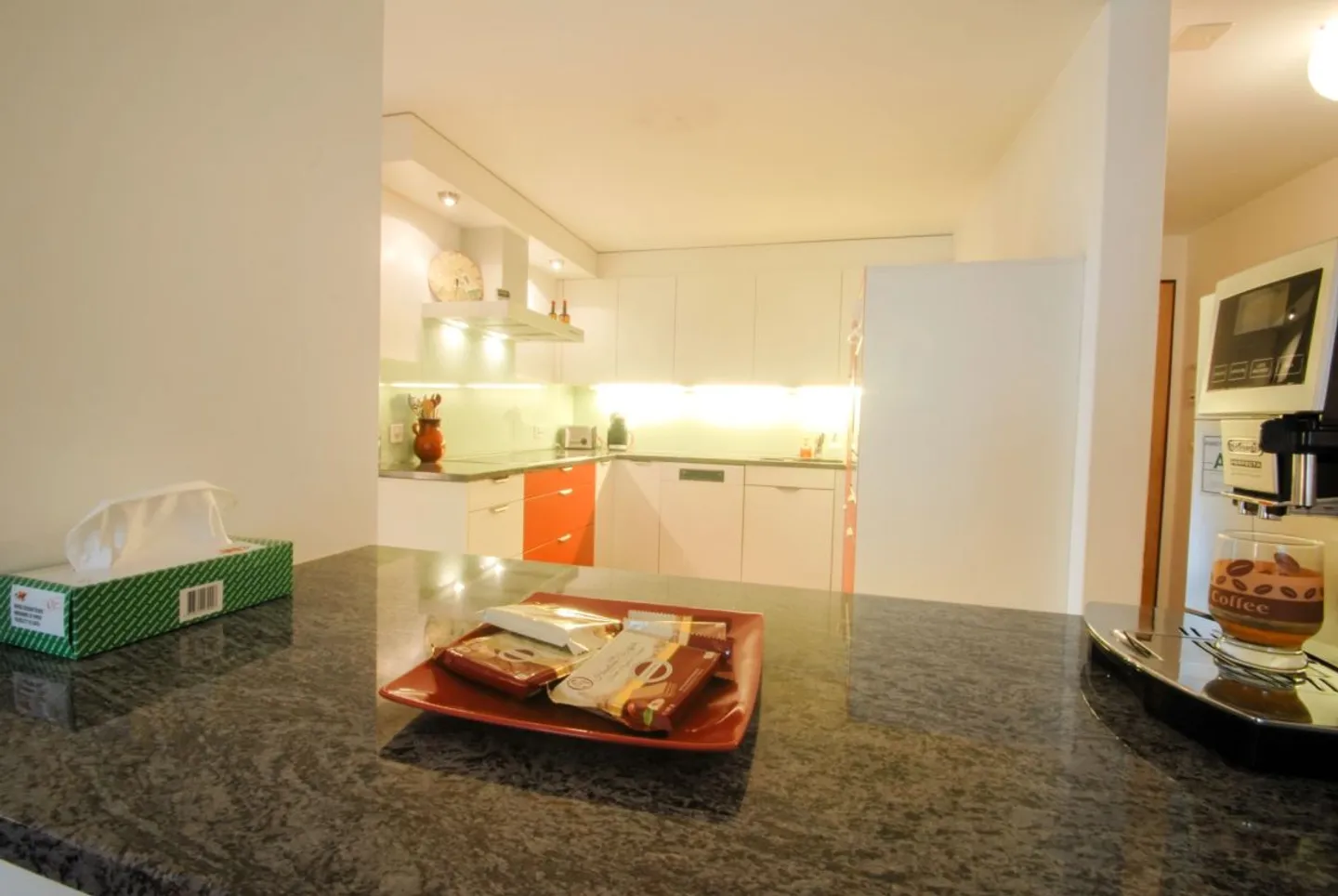 Beaucoup d'espace de vie et jardin privé - Photo 7 sur 13