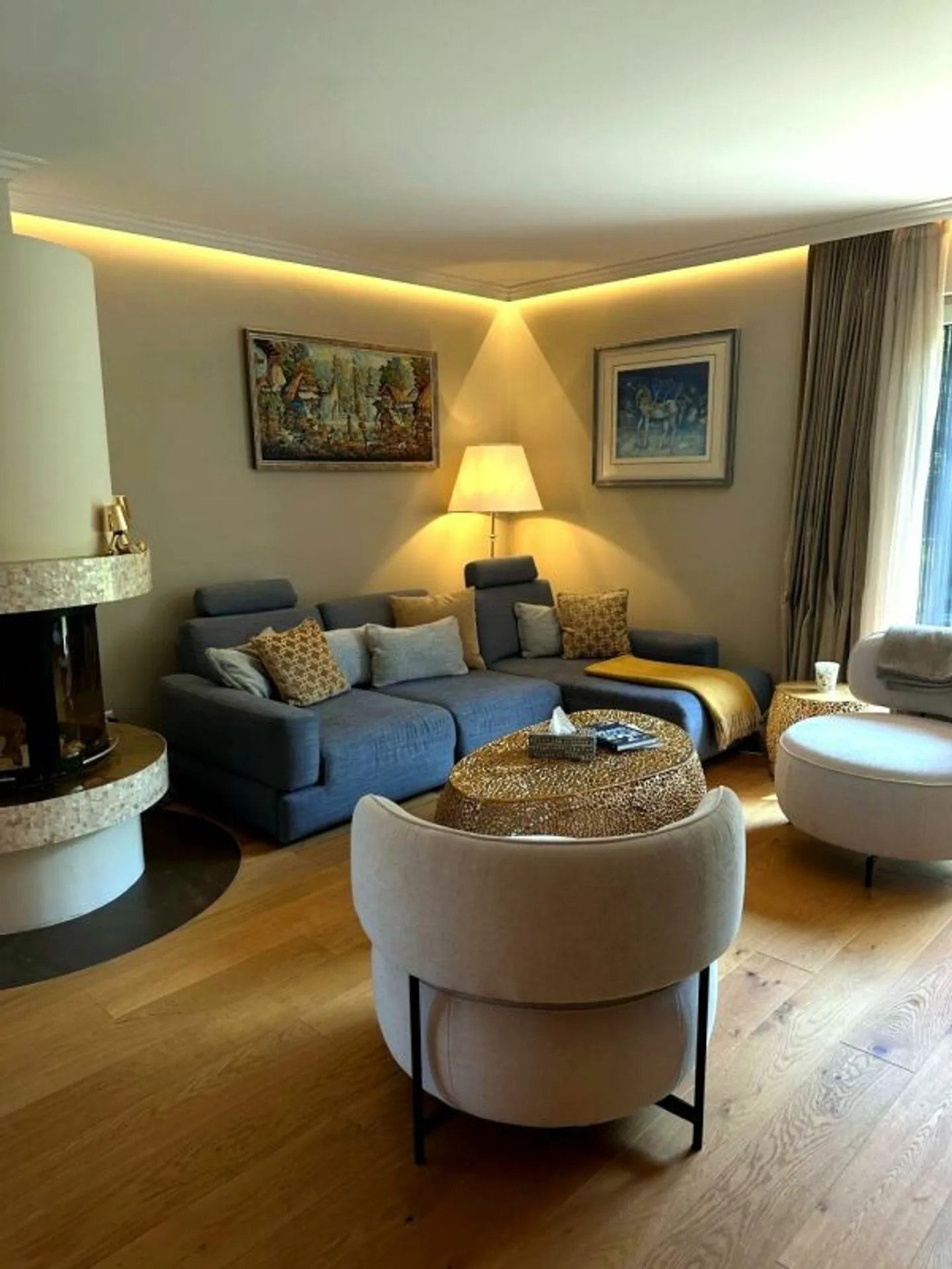 Exclusive New Villa with Designer Kitchen - 35 Min. from Zurich - Photo 3 of 6