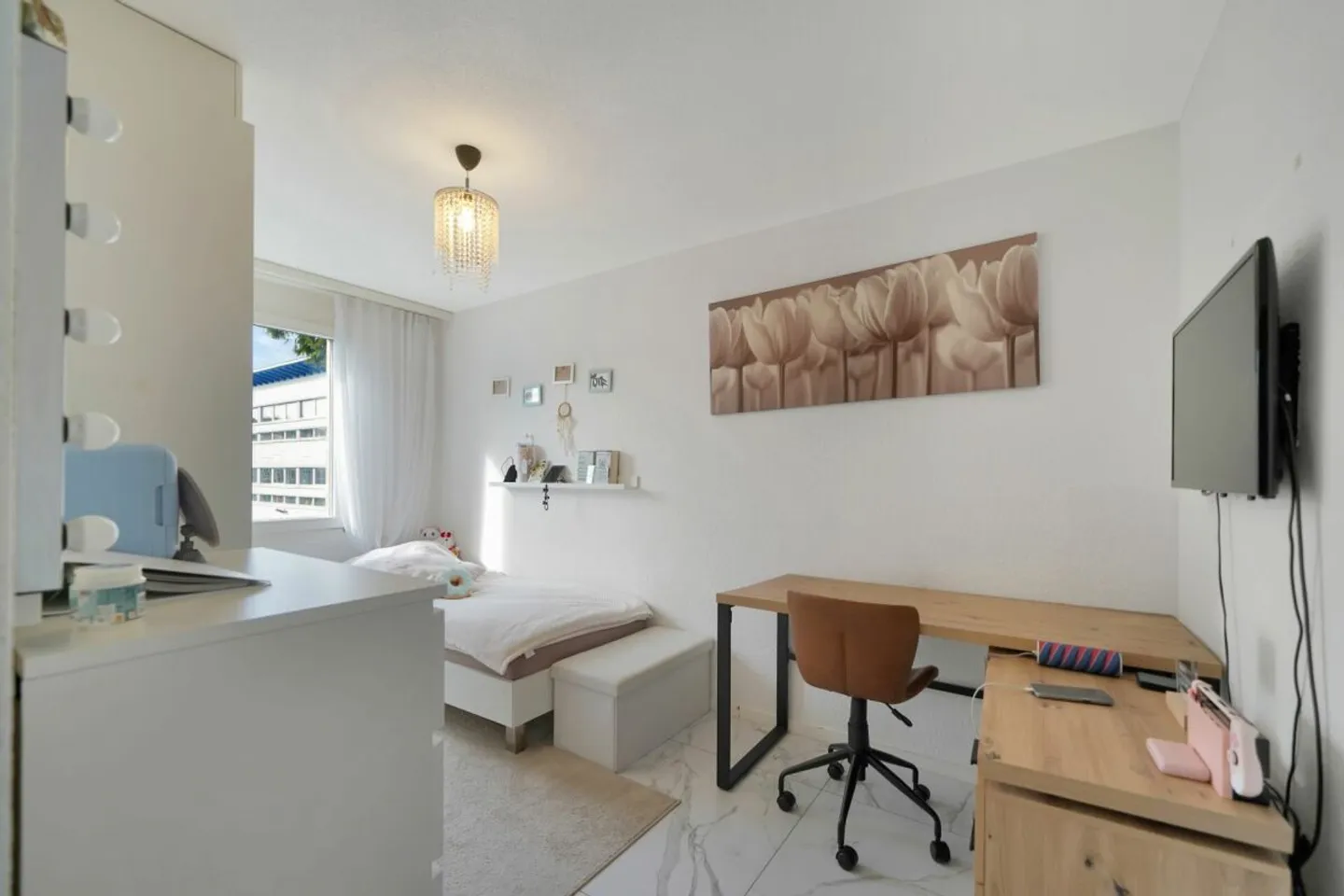 Renovated 4.5-room apartment in a central location in Flamatt - Photo 8 of 13