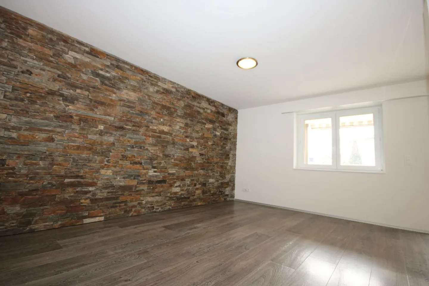 Appartamento singolo perfetto in posizione privilegiata! - Foto 2 di 5