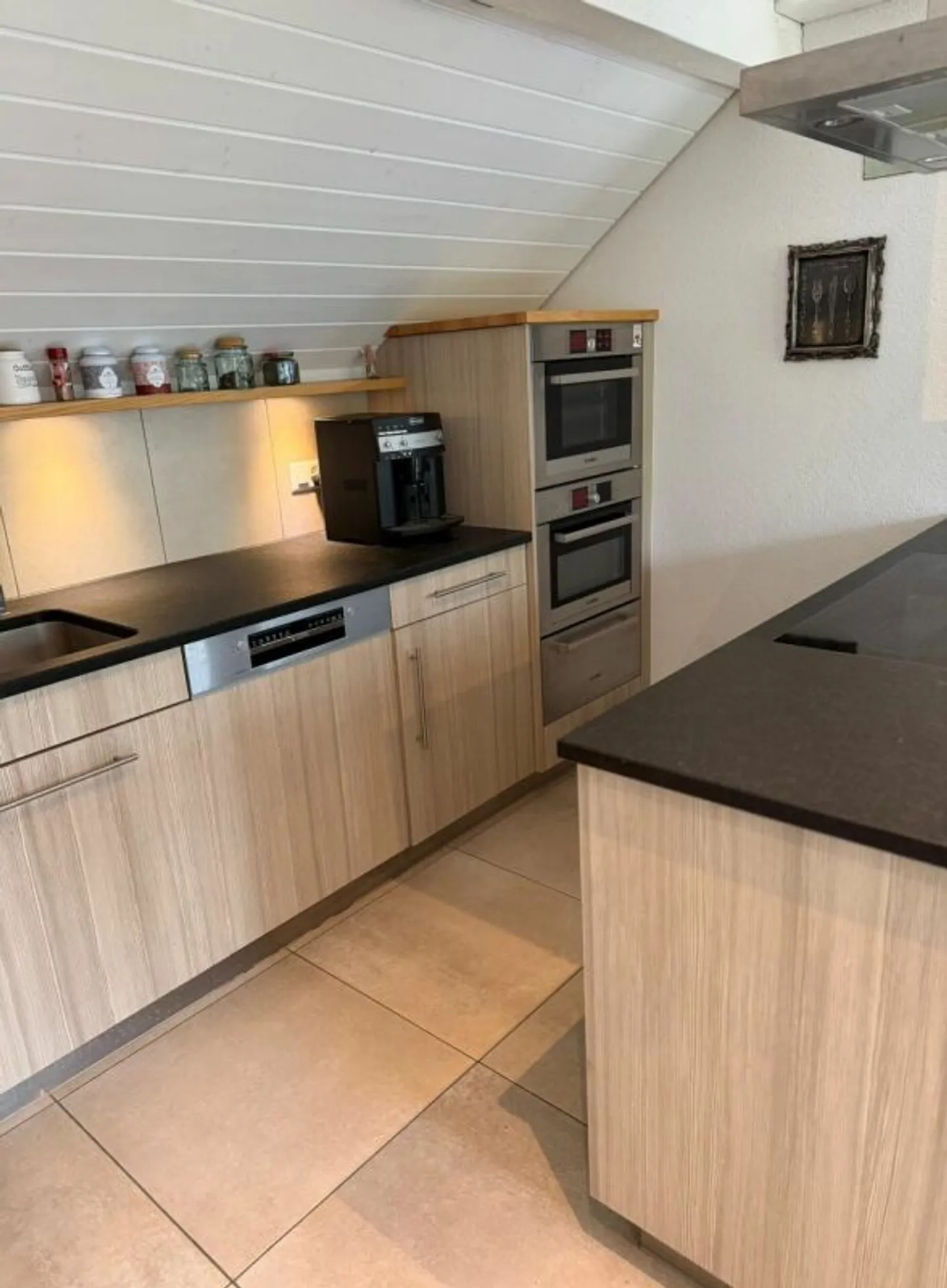 Charmante Dachgeschosswohnung - Foto 3 von 4