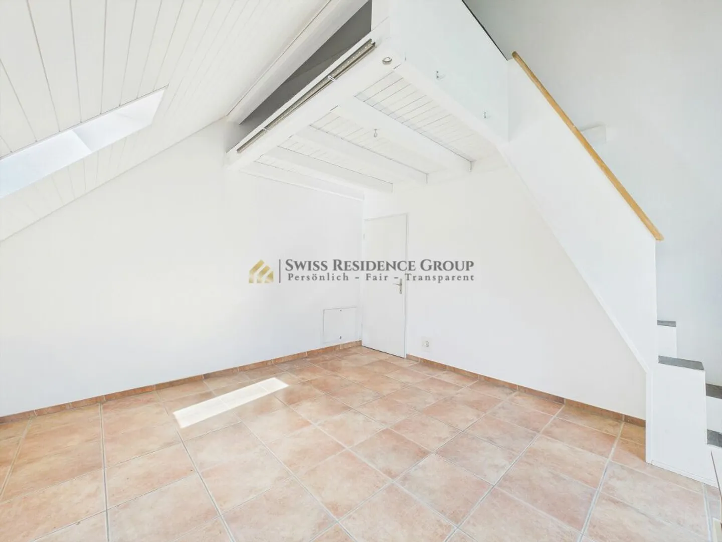 A Home with Character - 5.5 Rooms, Pool, Pizza Oven and High Quality of Life - Photo 7 of 13