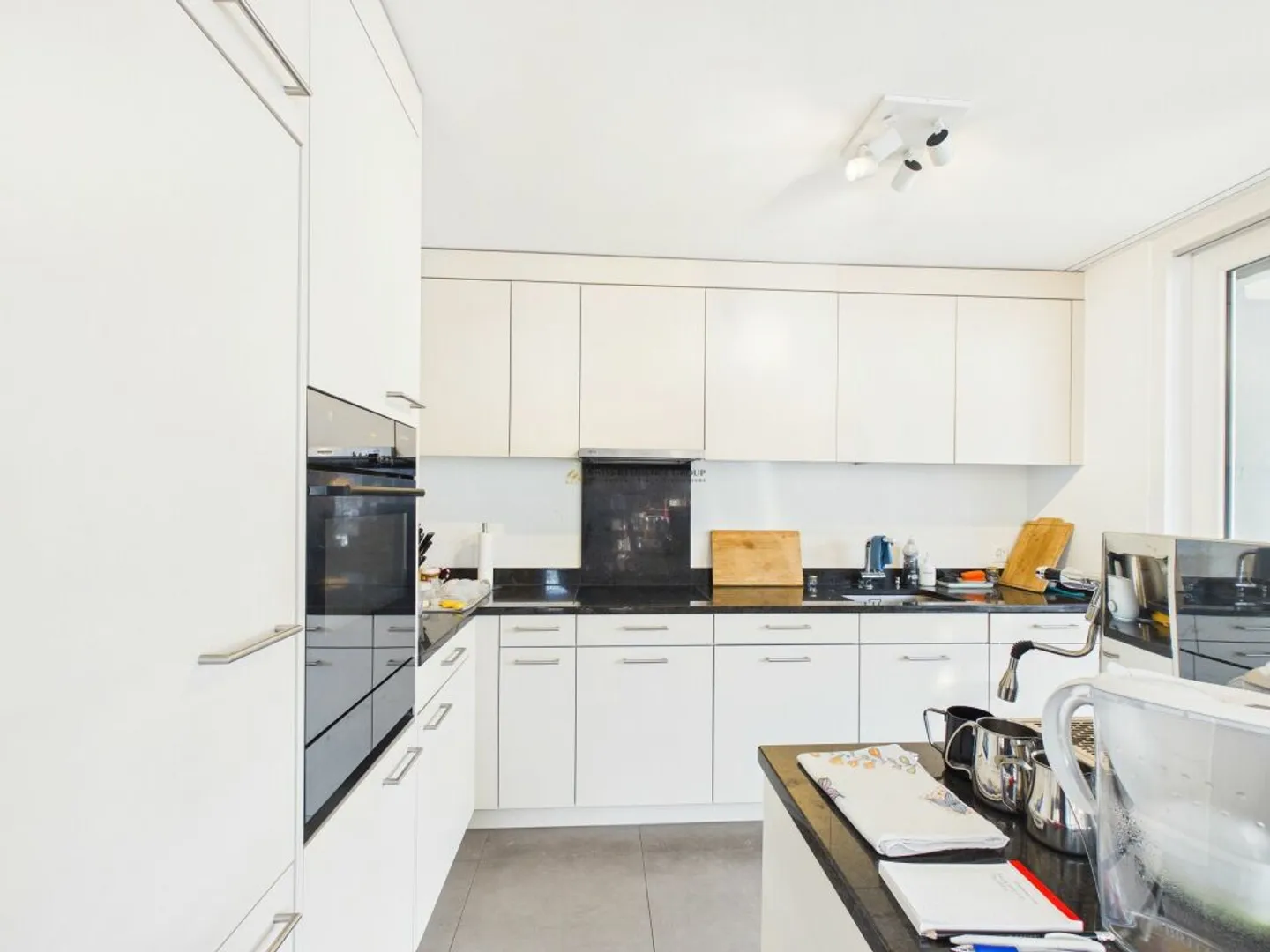Light-flooded 4.5-room apartment with spacious sun balcony - Photo 8 of 13