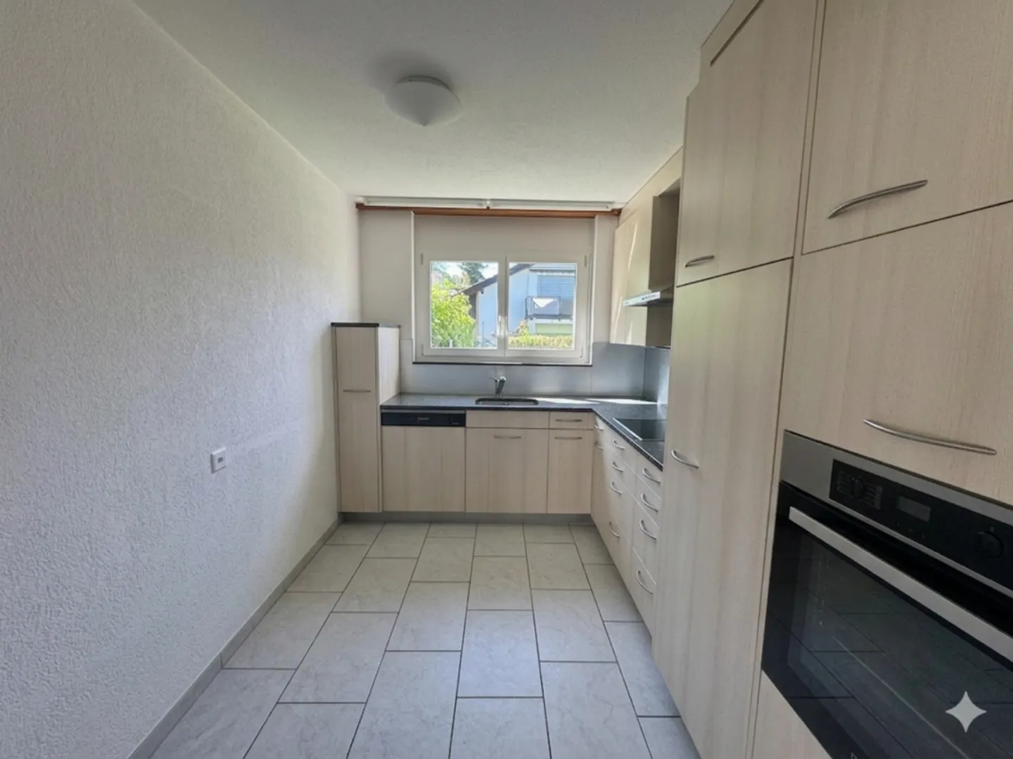 Charmantes Einfamilienhaus mit Garten - Foto 4 von 13