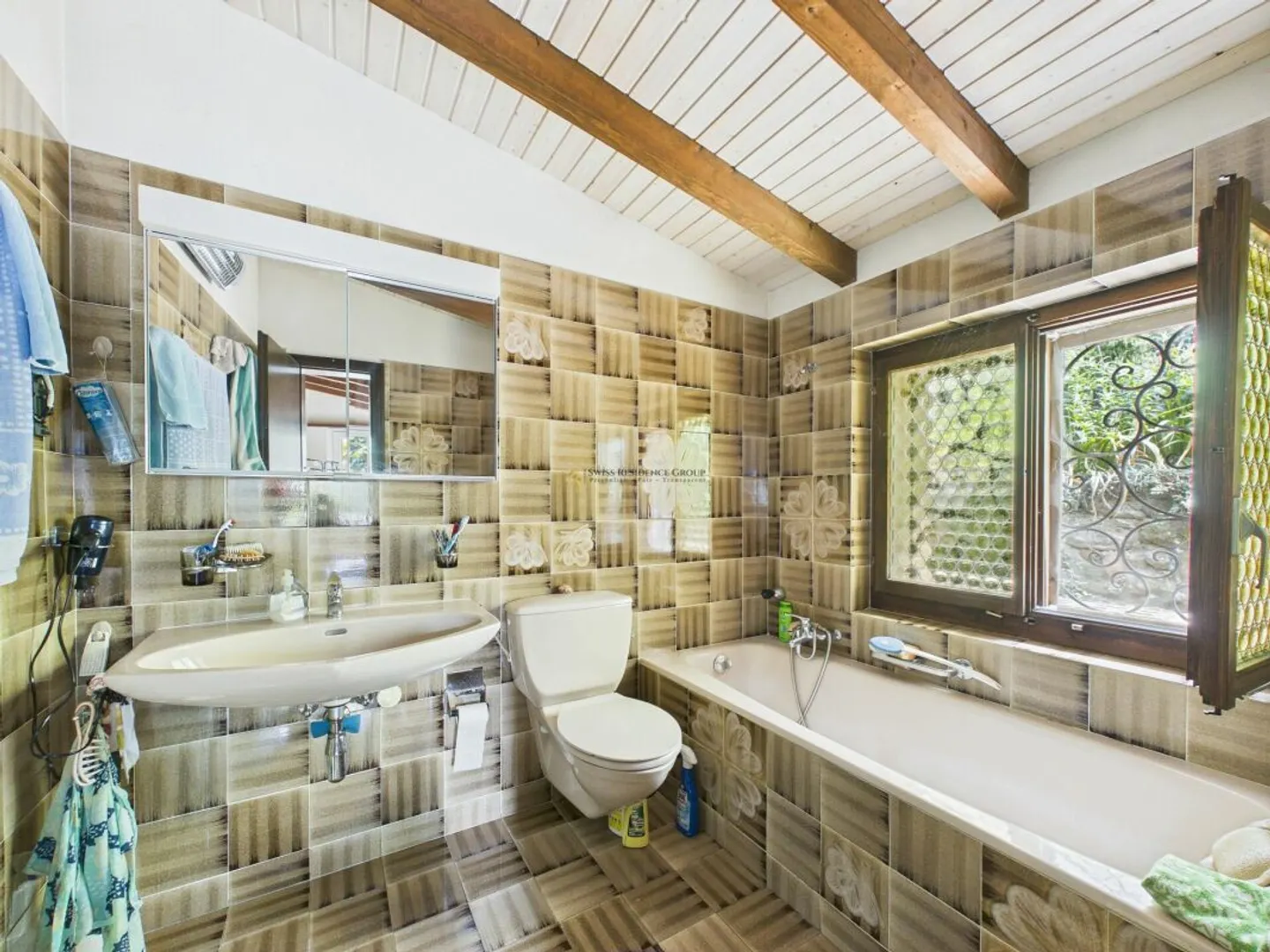 Beautiful house with breathtaking view - Photo 11 of 13