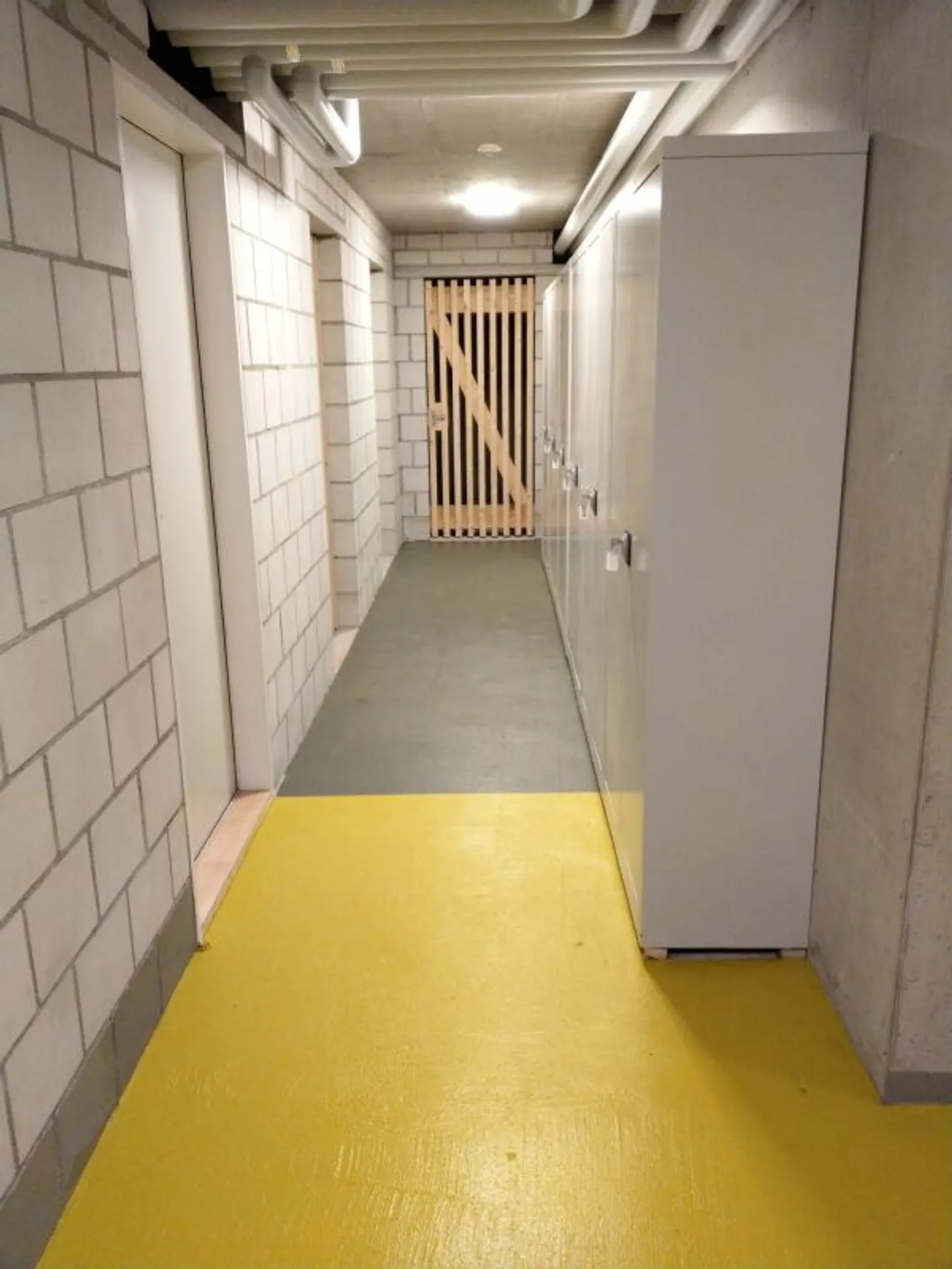 Residential Building in Sunny Location - Photo 10 of 11