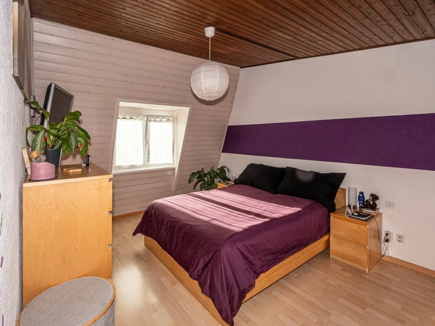 Maison jumelée charmante avec potentiel - Photo 6 sur 9