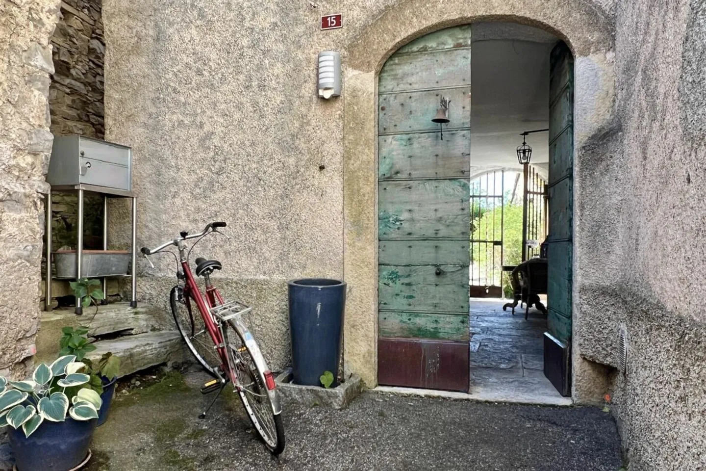 LEBENSTRAUM TESSIN - Charming renovated village house with large studio ideal for art & culture and B&B - Photo 6 of 13