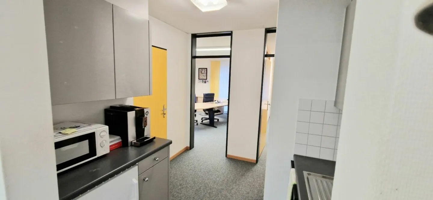 Votre futur nouveau lieu de travail à Wil SG ! - Photo 6 sur 6