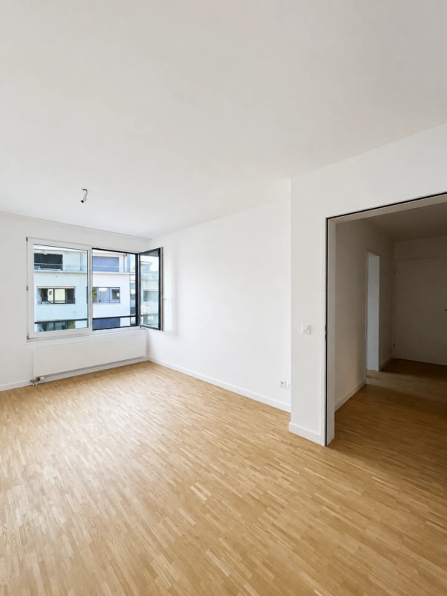 Appartamento attraente di 3,5 locali al Sonnenplatz con vista sulle montagne - Foto 4 di 8