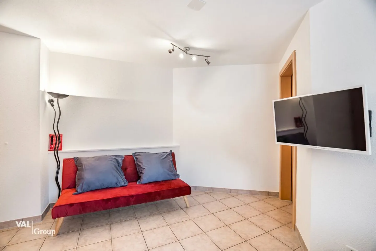 Bright apartment with mountain panorama and charm - Photo 6 of 13