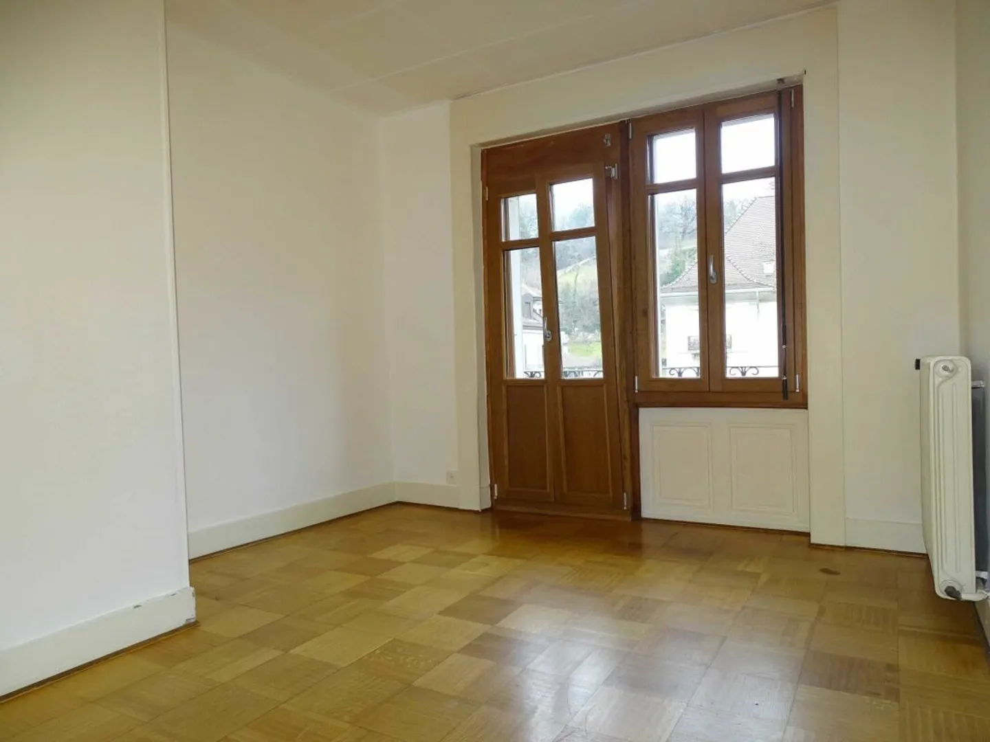 Yield building in the city center - Photo 4 of 13