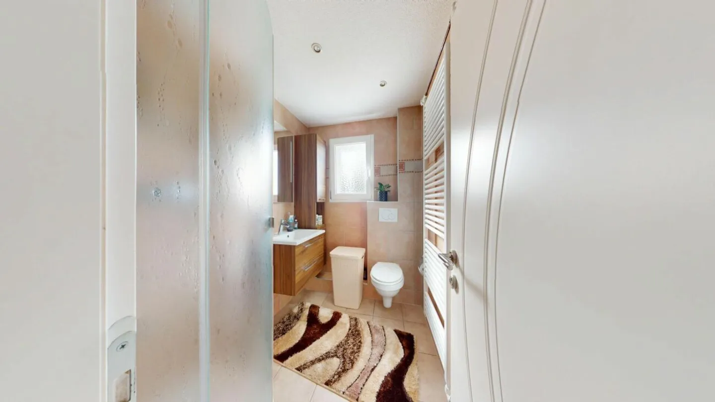 Maison individuelle polyvalente et spacieuse avec appartement indépendant - Photo 10 sur 13