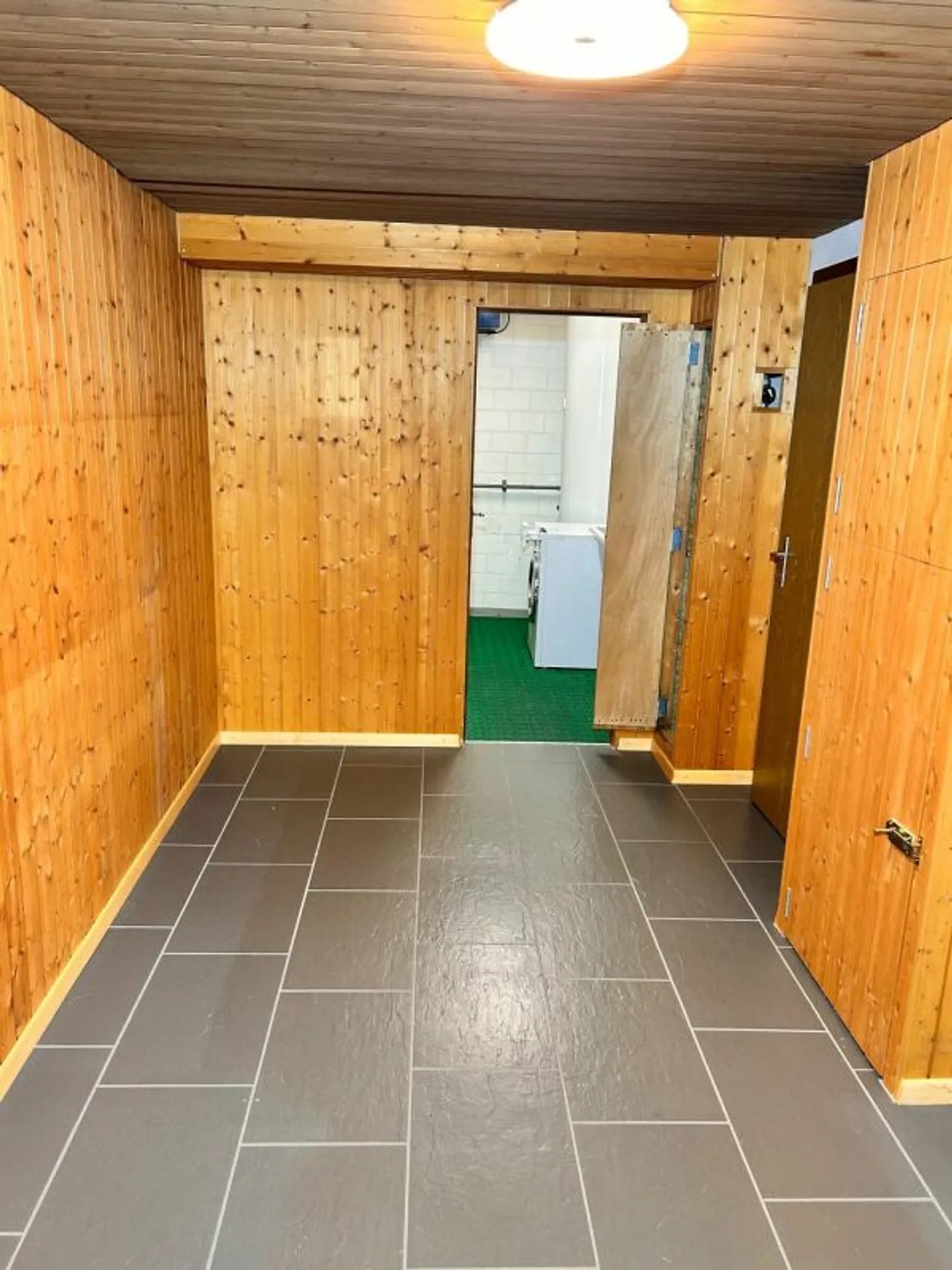 Sonnige Terrassenwohnung mit Aussicht - Foto 8 von 10