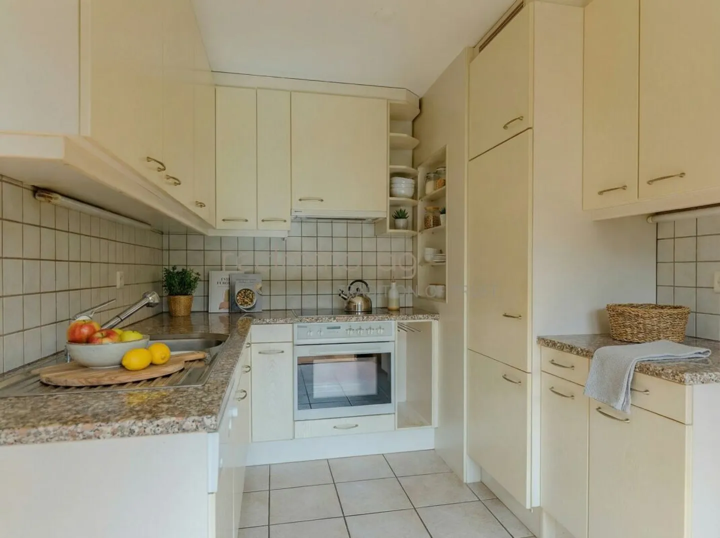 4.5-room apartment with balcony and attractive renovation potential - Photo 7 of 11