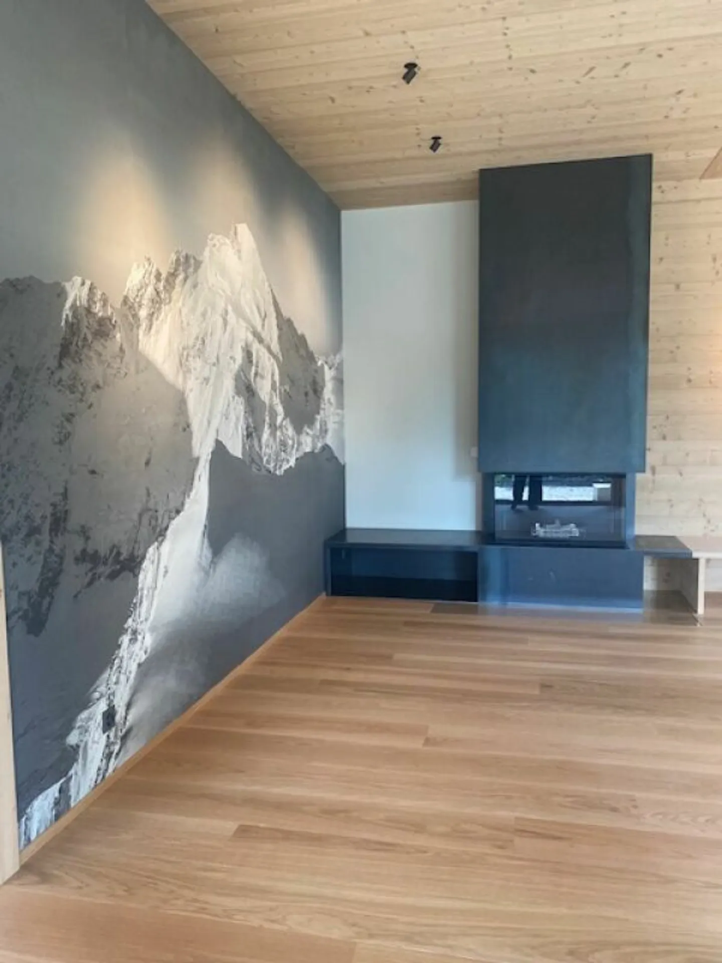 Luxuriöses Chalet Crans-Montana NEU mit Pool - Foto 2 von 13