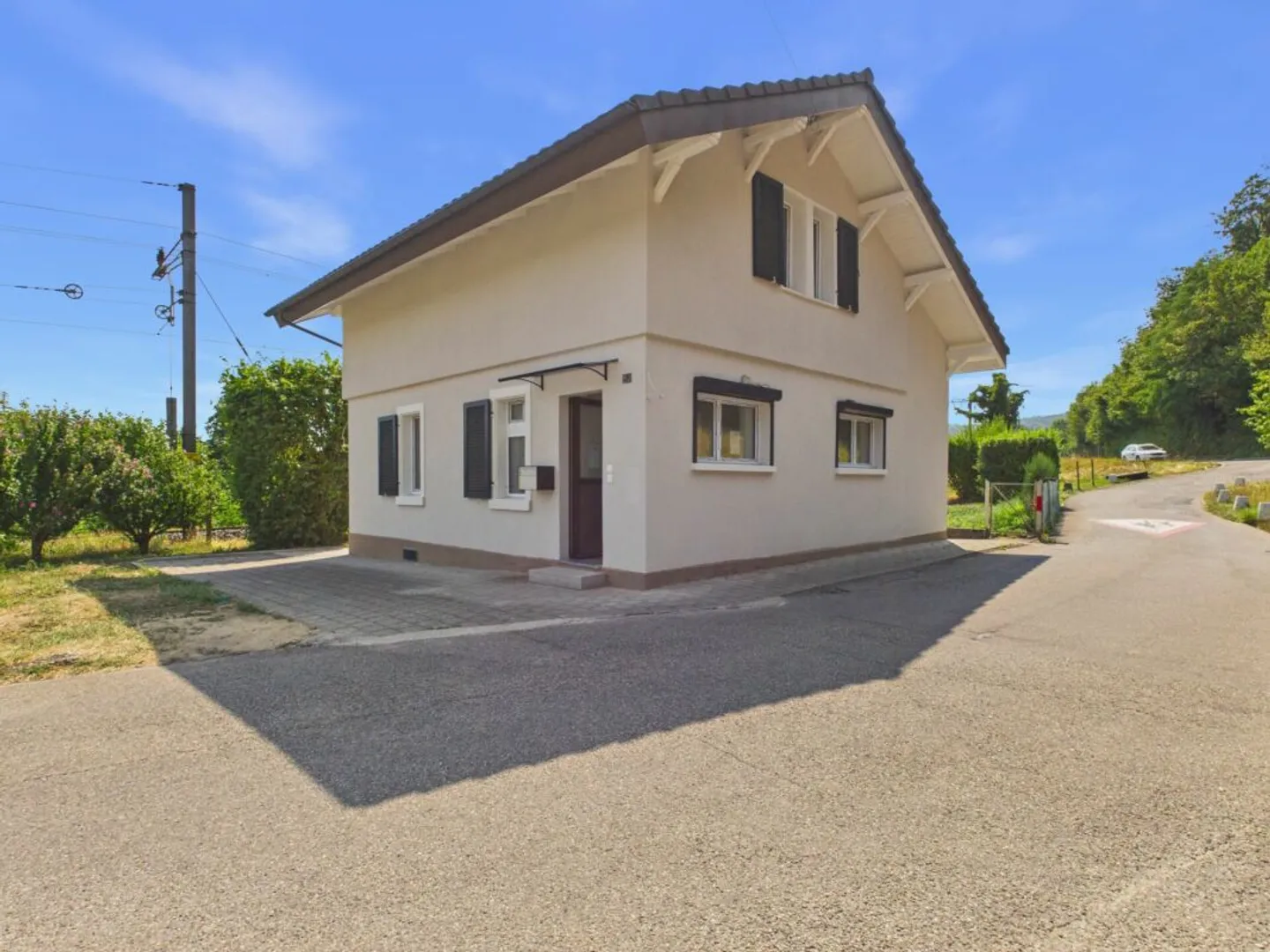 First occupancy: Completely renovated 4.5-room single-family house with large garden &amp; plenty of space - Photo 1 of 13