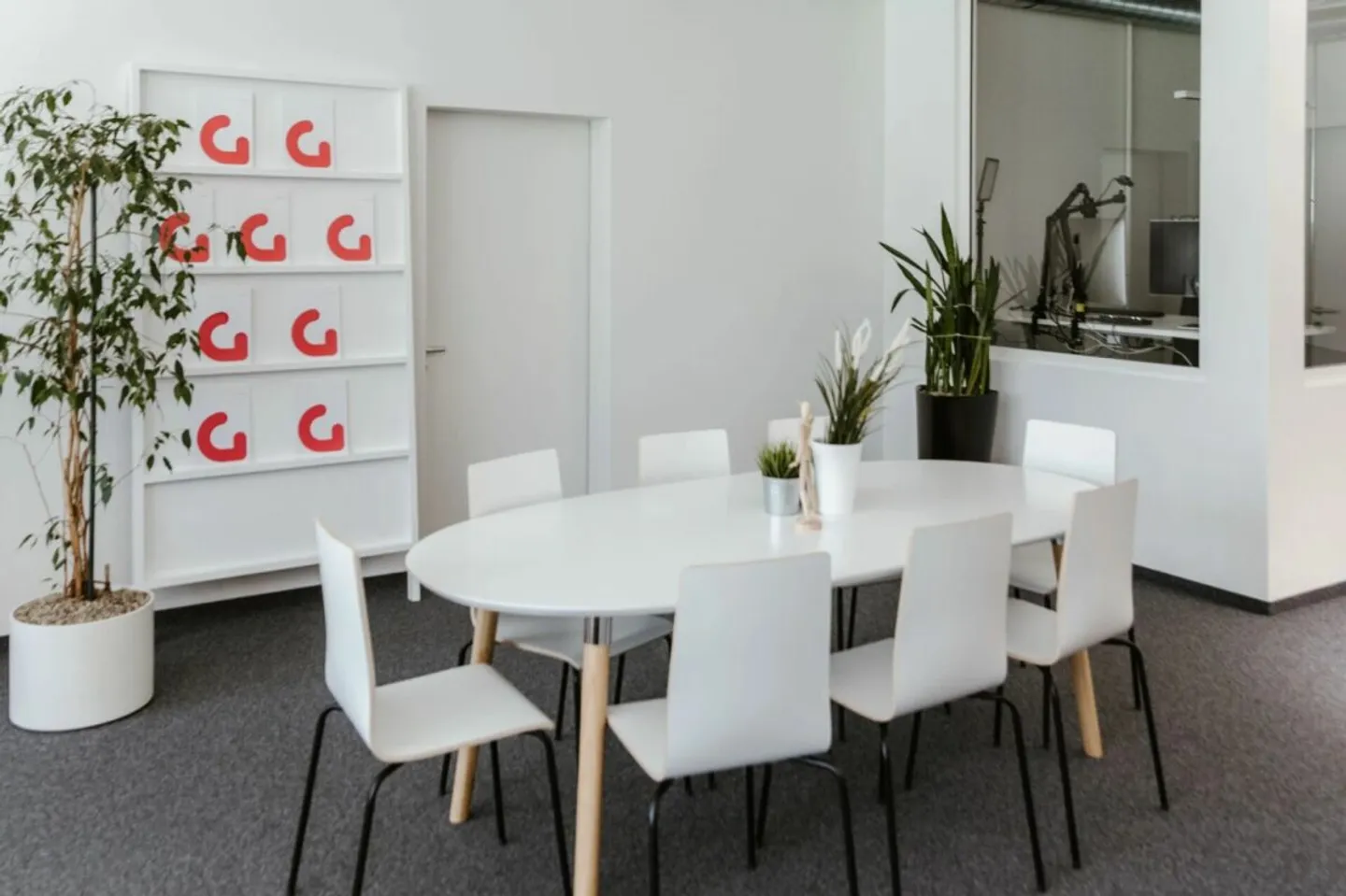 Start your next chapter at NEUHOF - Photo 5 of 7