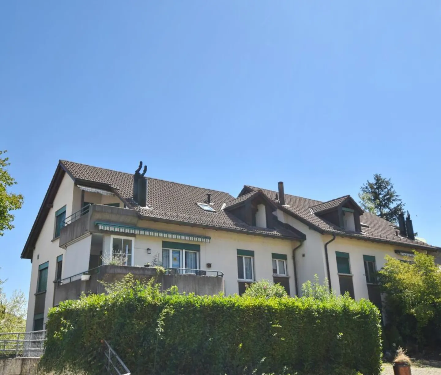 3 1/2 Room Condominium with 1 Underground Parking Space Pleasant Room Concept for Cozy Living - Photo 1 of 6