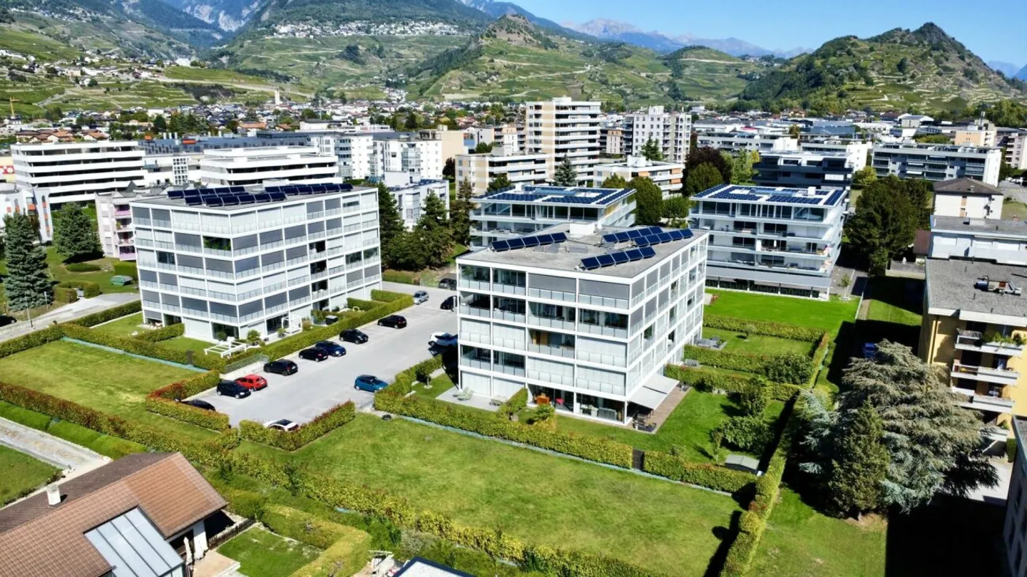 Single-storey apartment in the center of Conthey - Photo 3 of 13