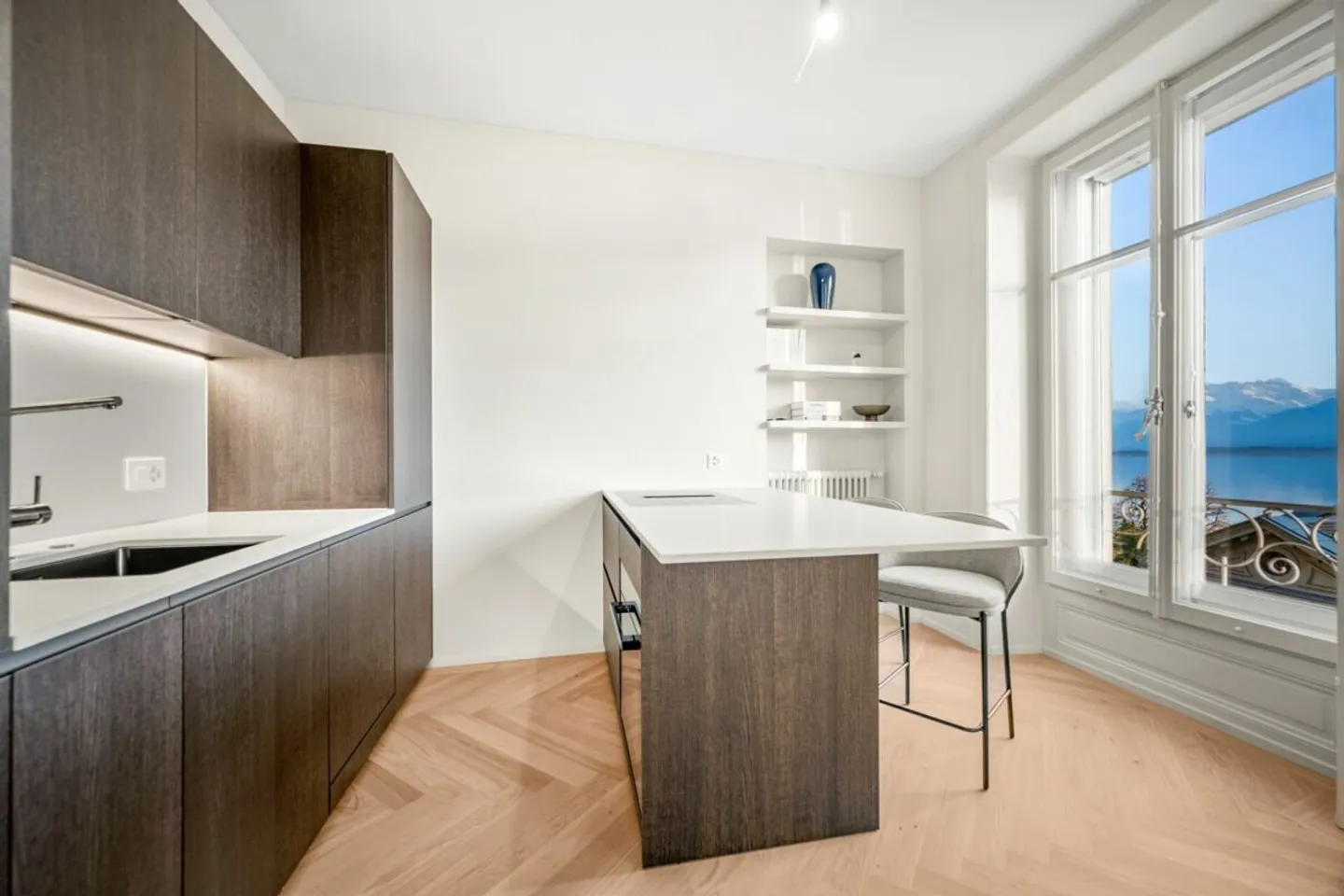 Splendido 4.5 locali a Clarens con vista lago - Foto 3 di 13