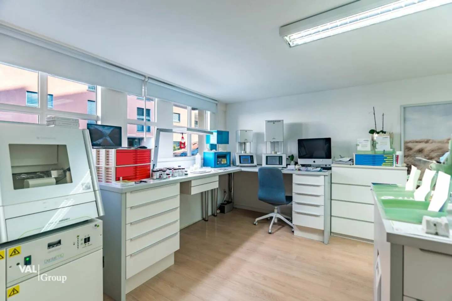 Charming residential and commercial property in prime central location in Brig - Photo 8 of 13