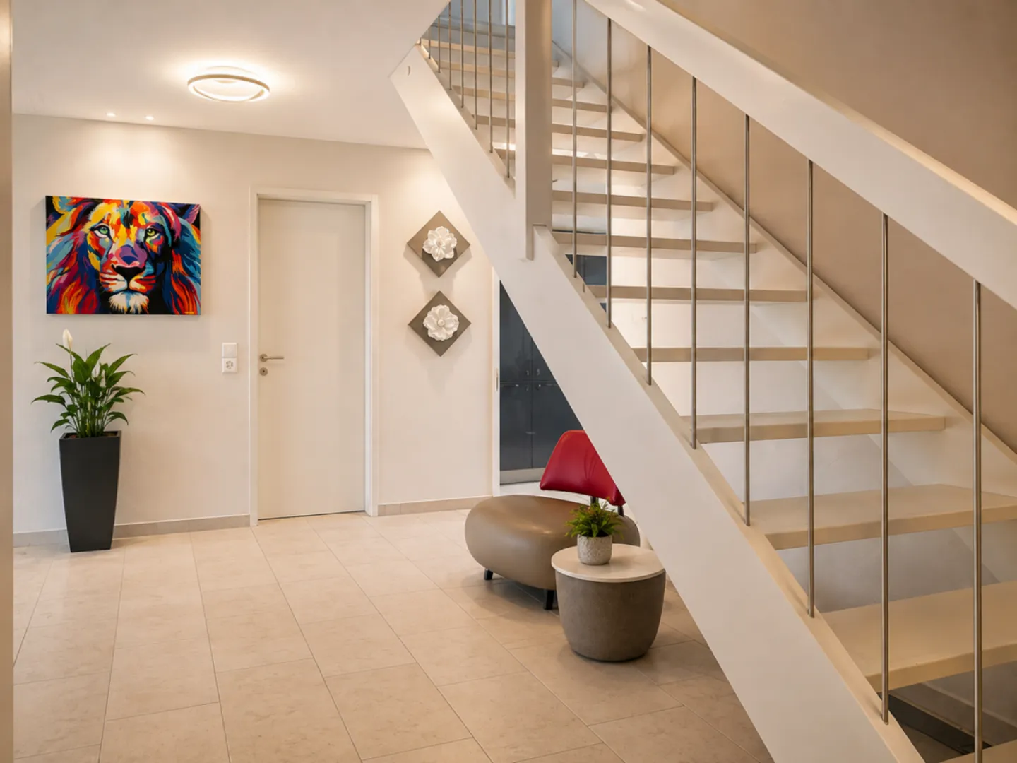 Exclusive Living Experience: Urban Maisonette with Private Wellness Oasis and View. - Photo 7 of 13
